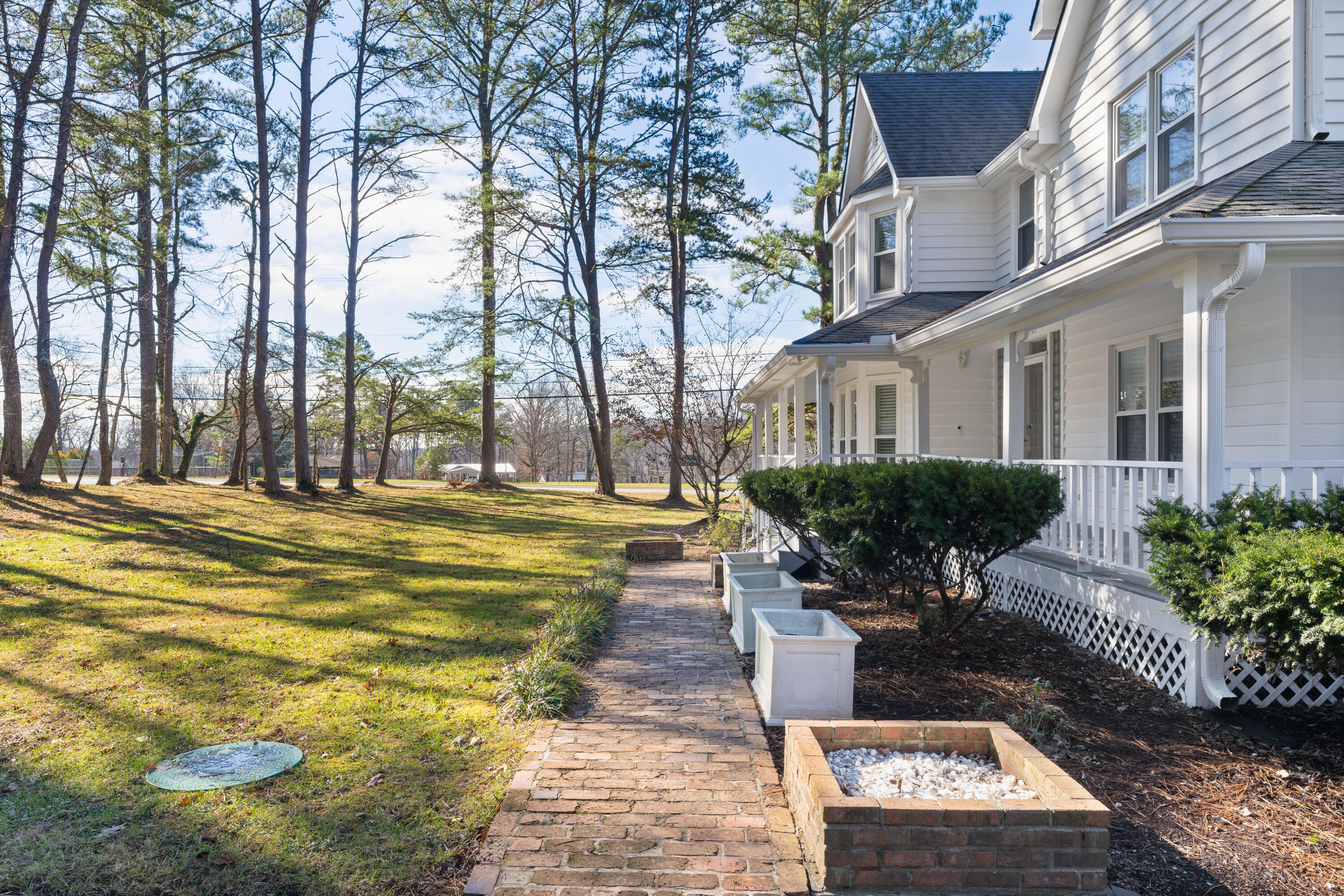 703 Hathaway Drive