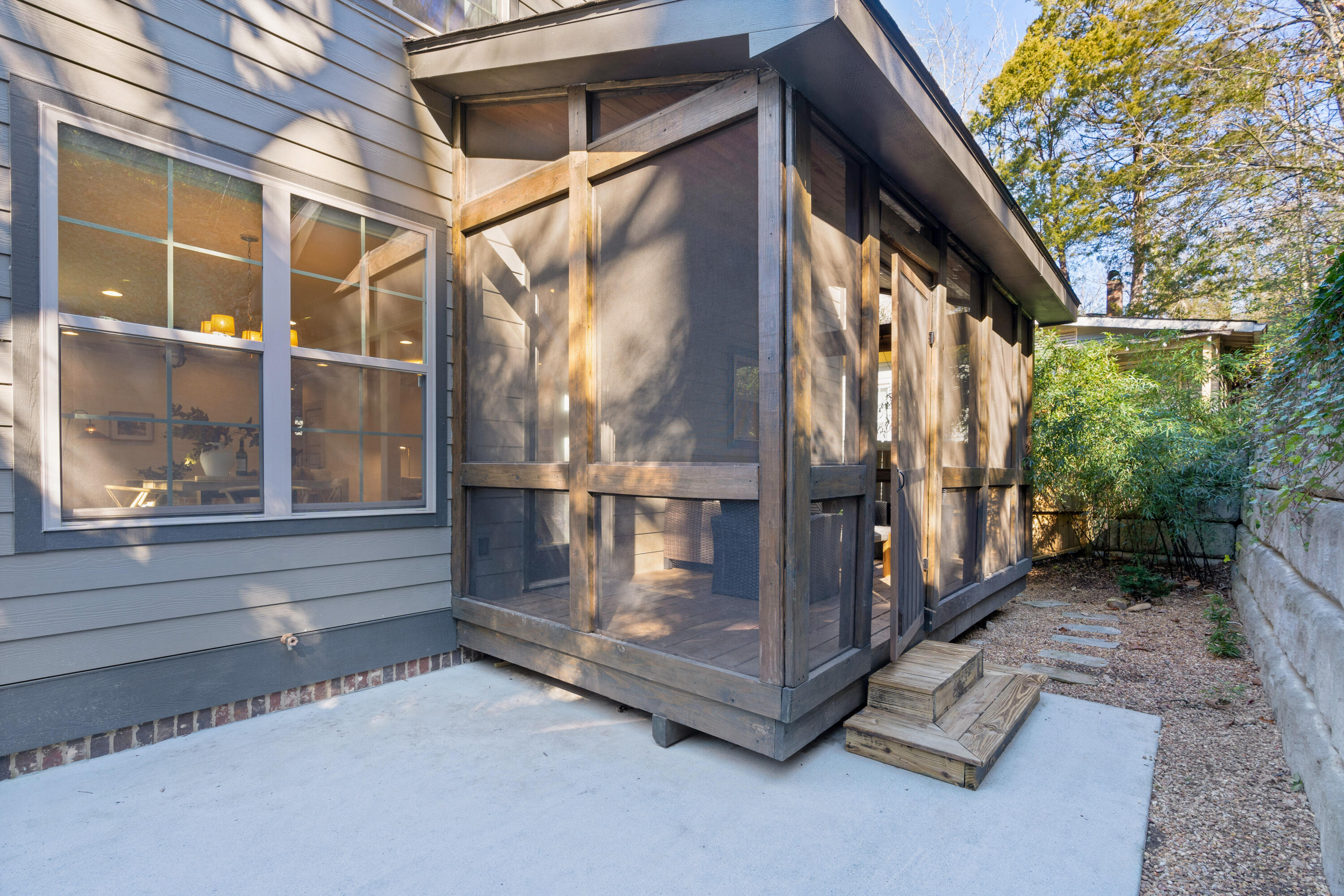 408 Thompson Street