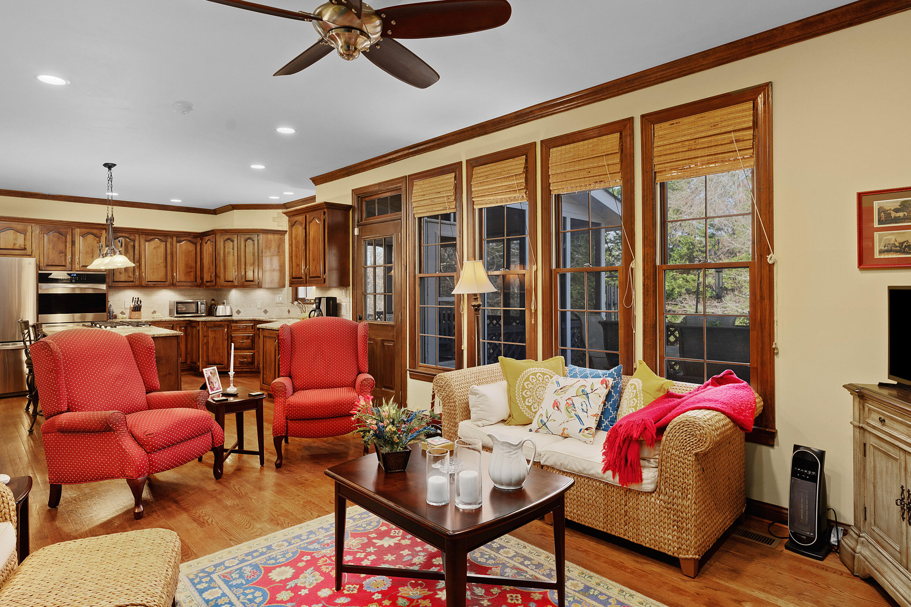 6682 Ridge Haven Lane