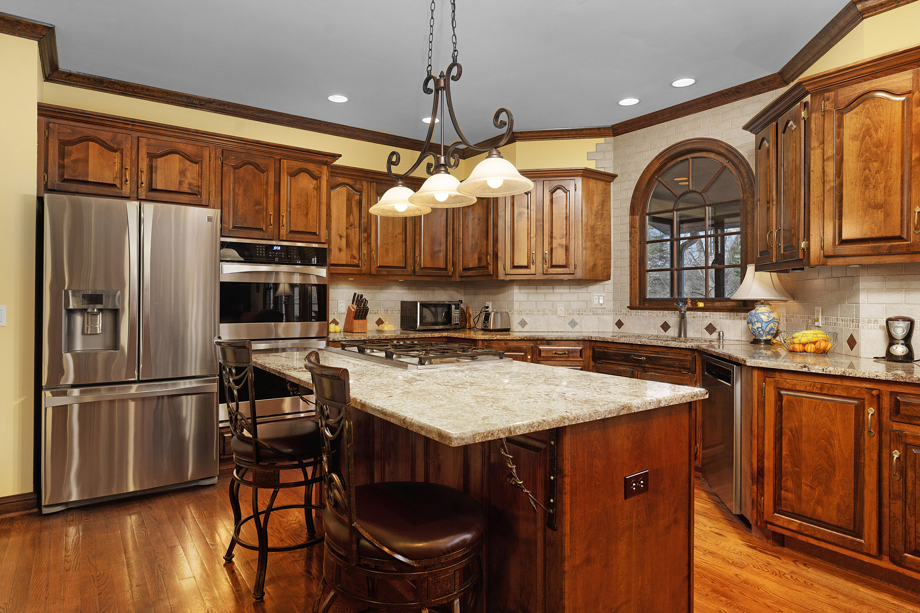 6682 Ridge Haven Lane