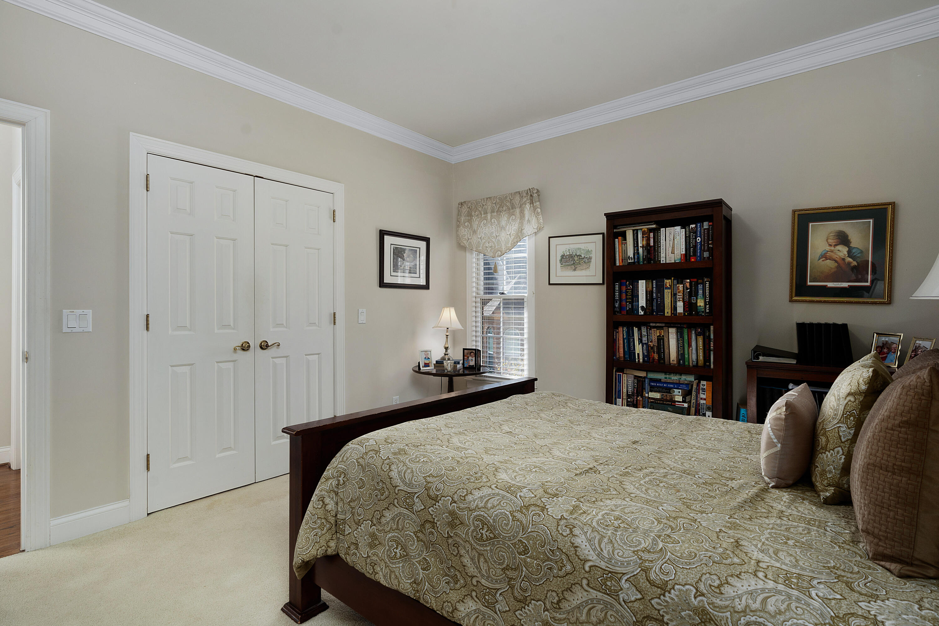 6682 Ridge Haven Lane