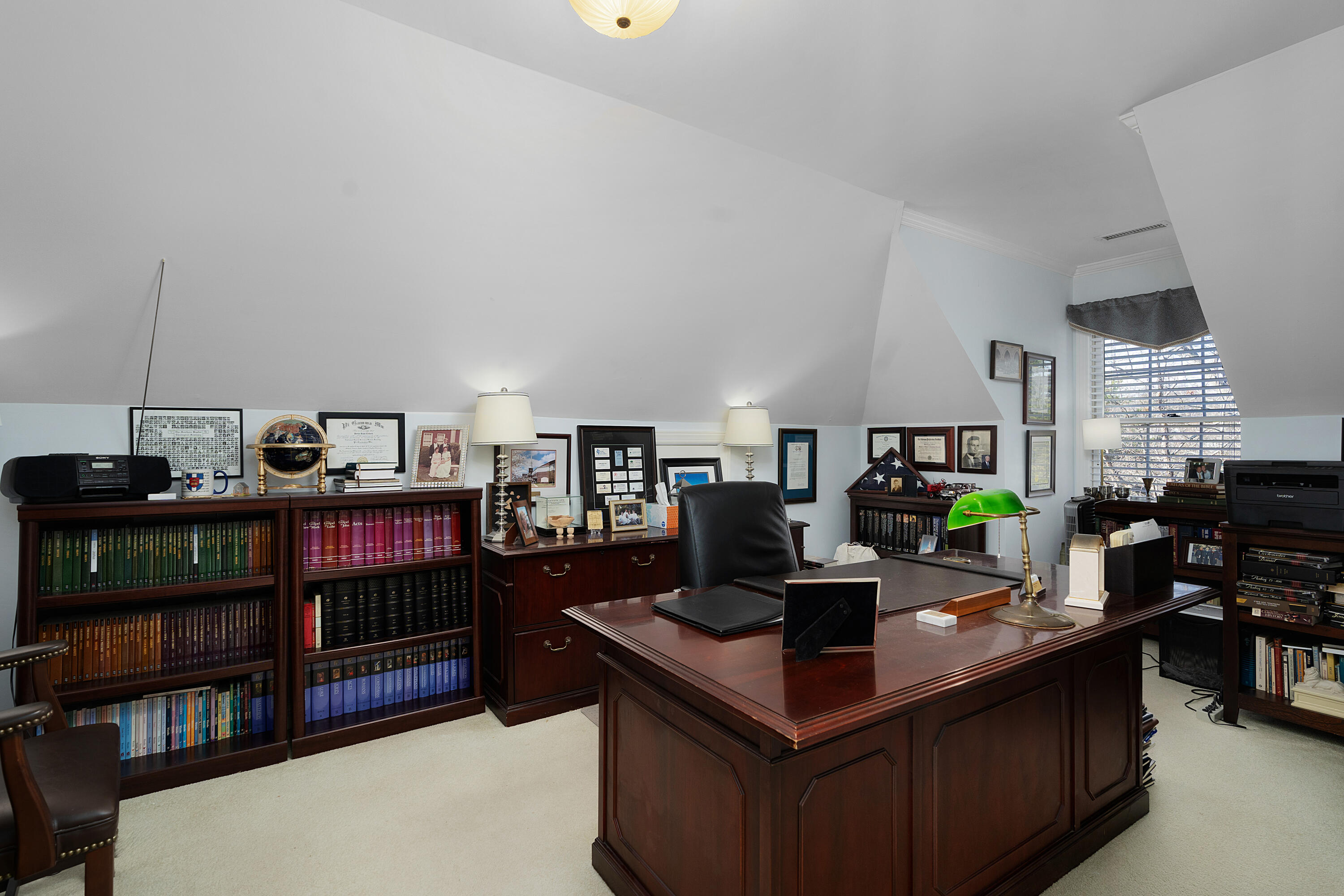 6682 Ridge Haven Lane