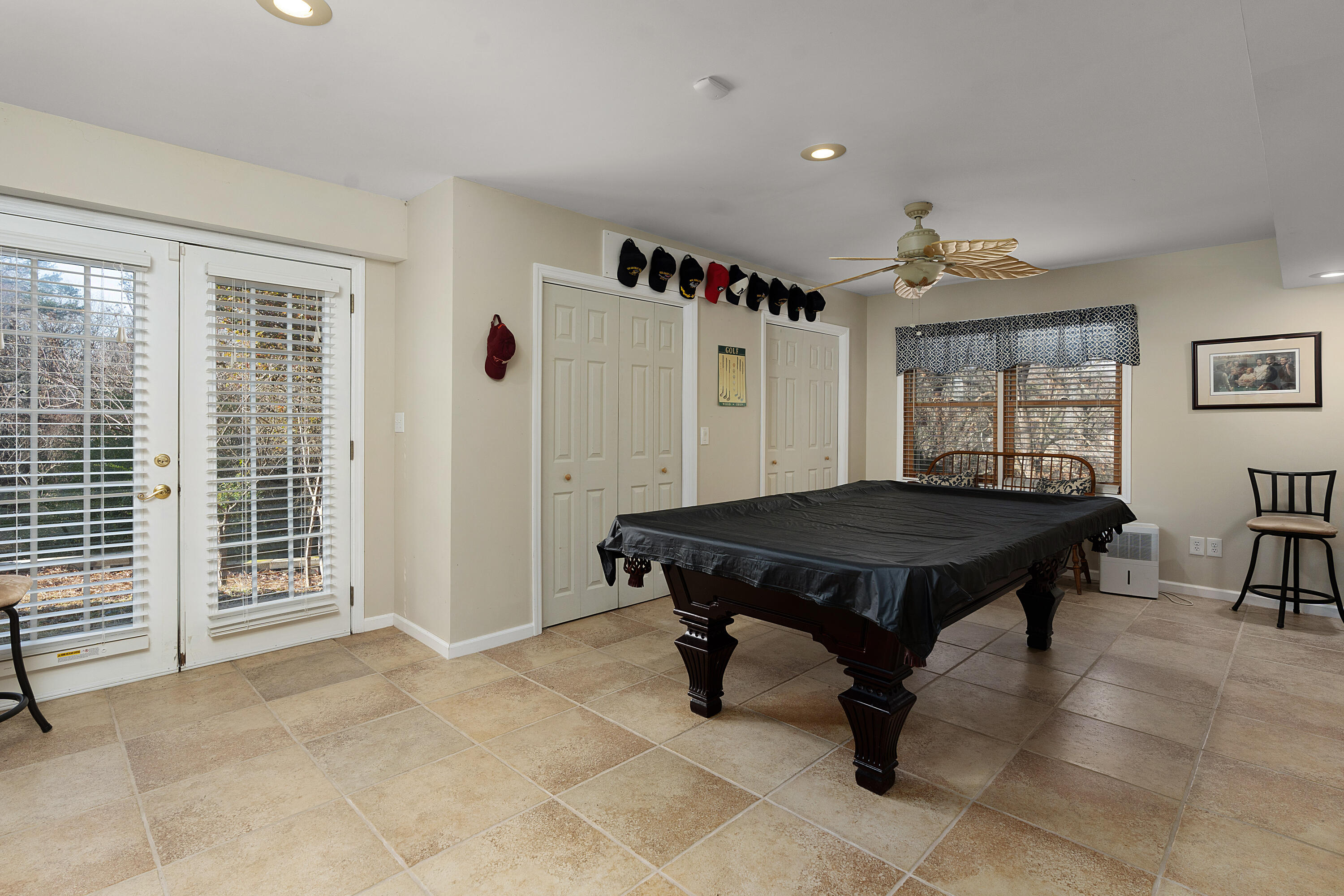 6682 Ridge Haven Lane