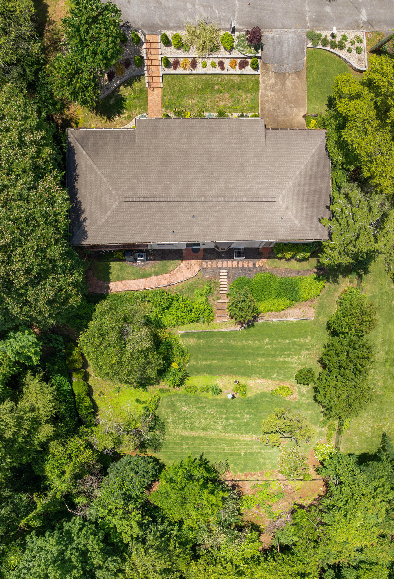 540 N Crest Court