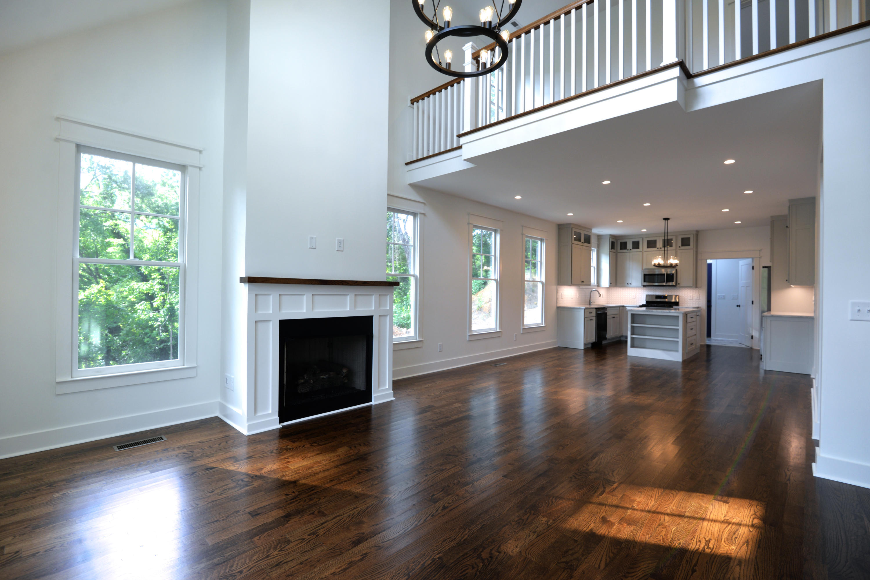 1307 W 45th Street