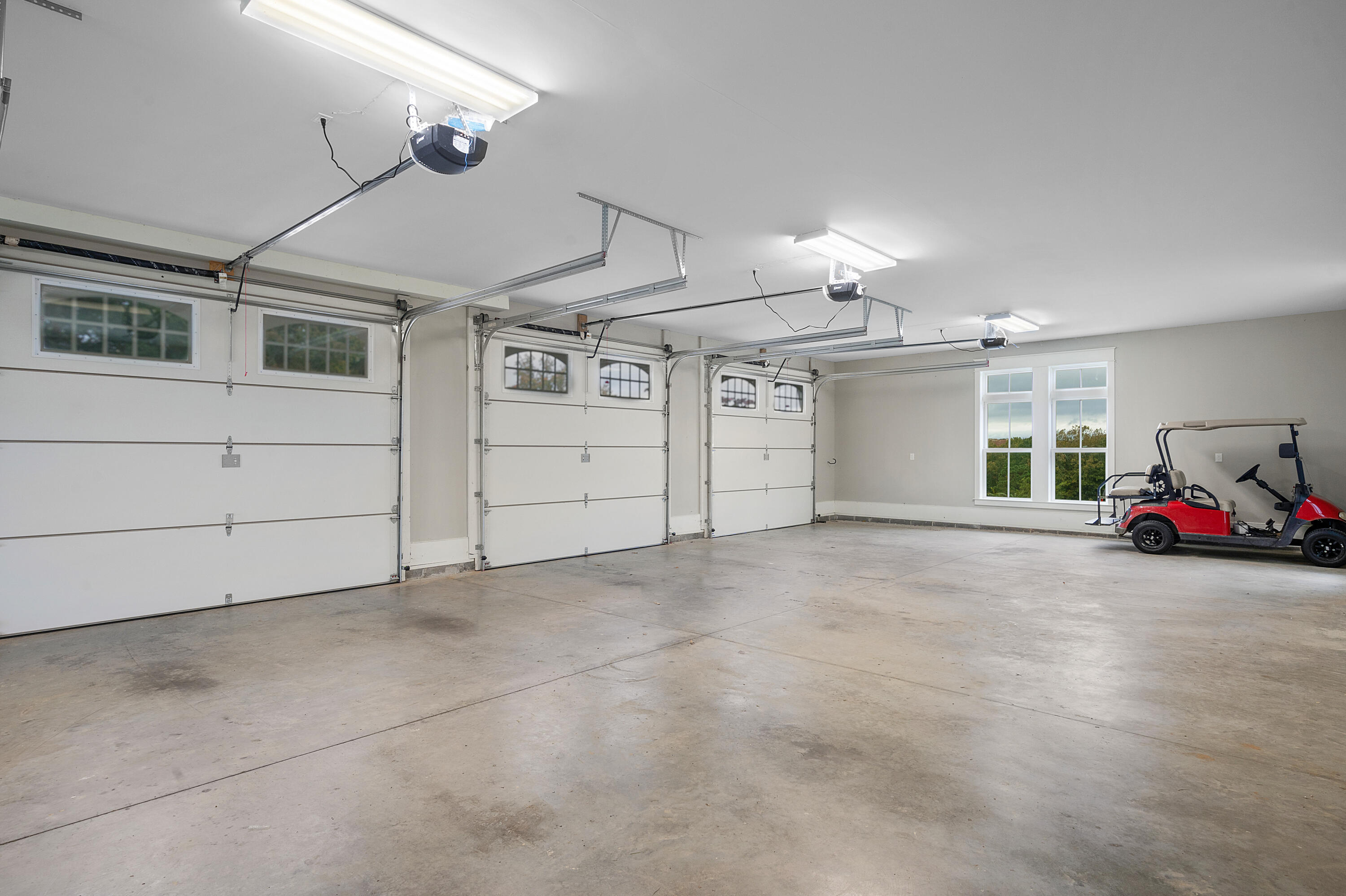7468 Noah Reid Road