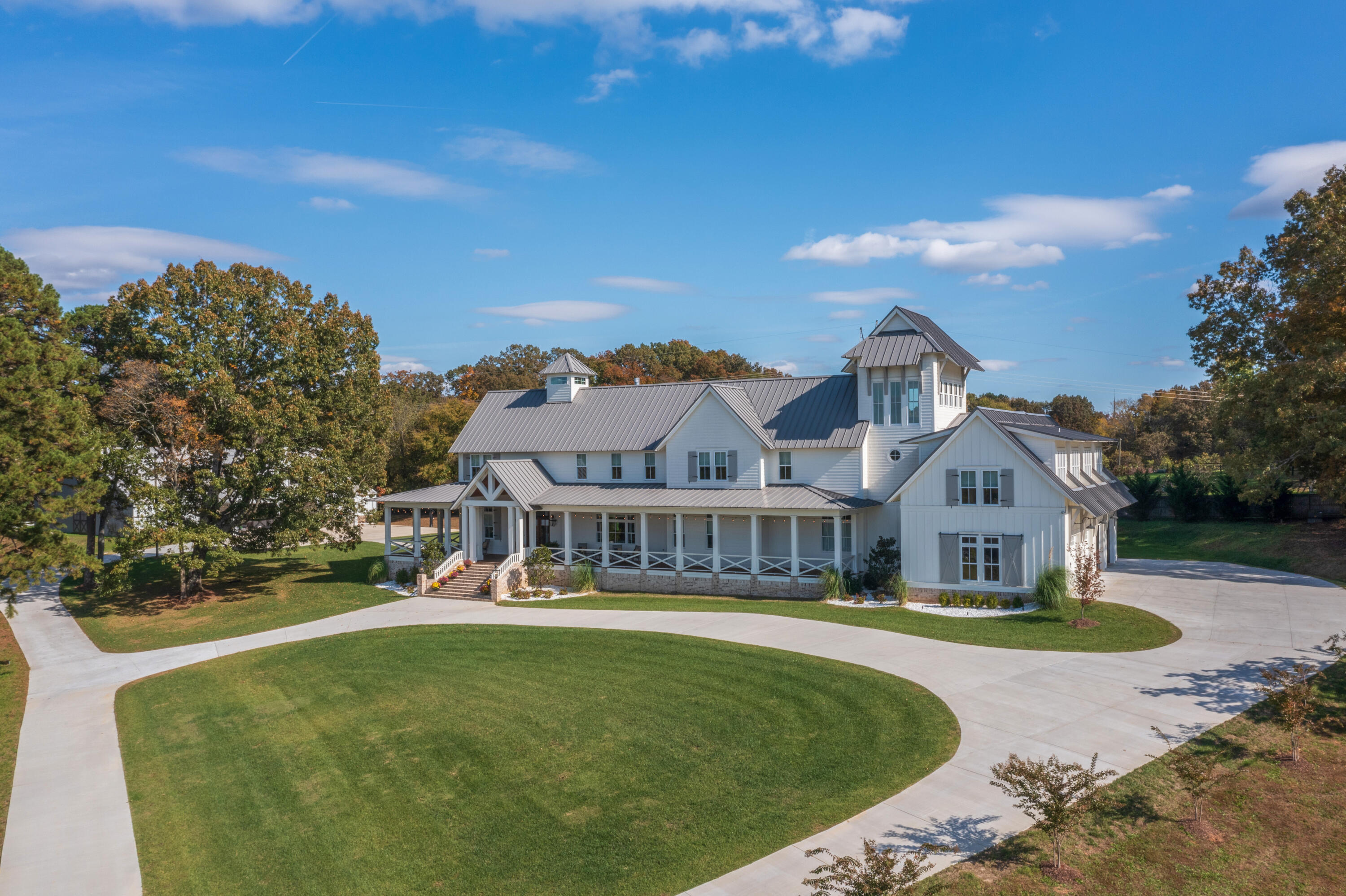 7468 Noah Reid Road