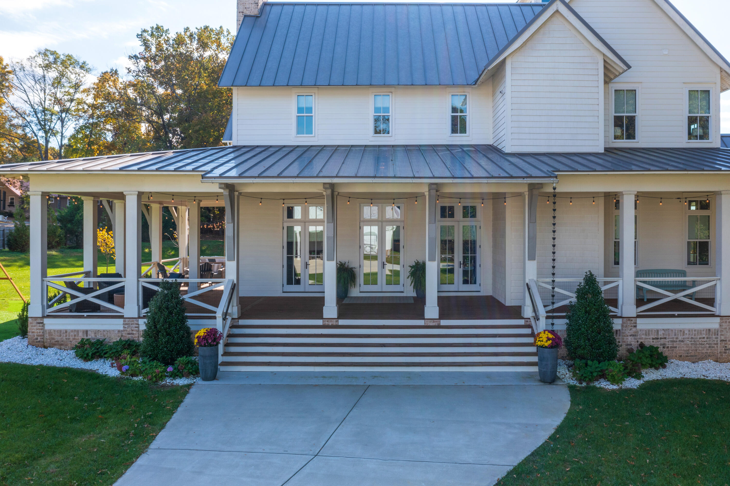 7468 Noah Reid Road