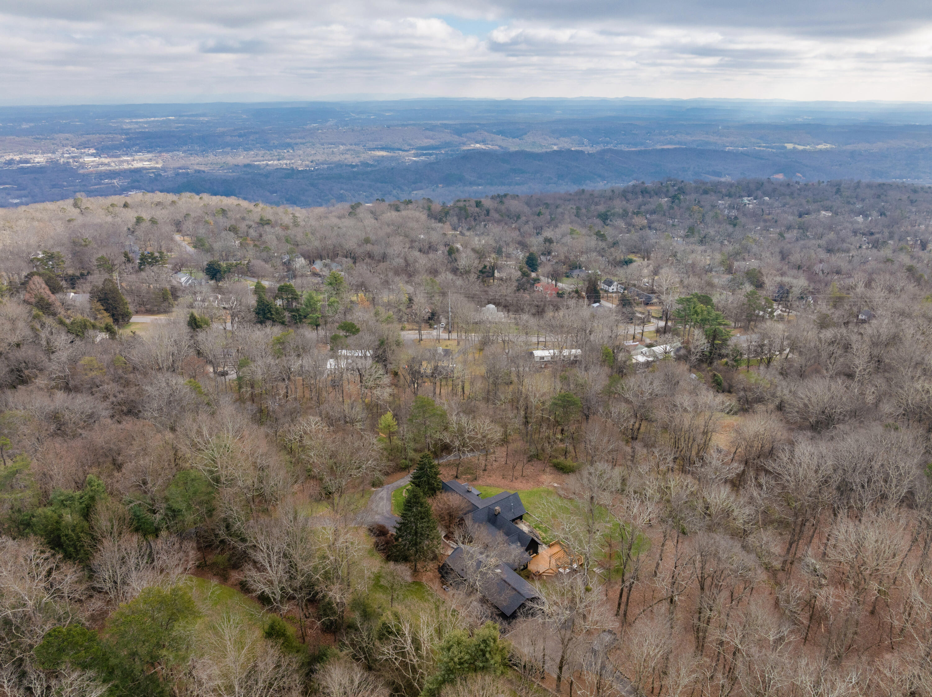 1015 Scenic Highway