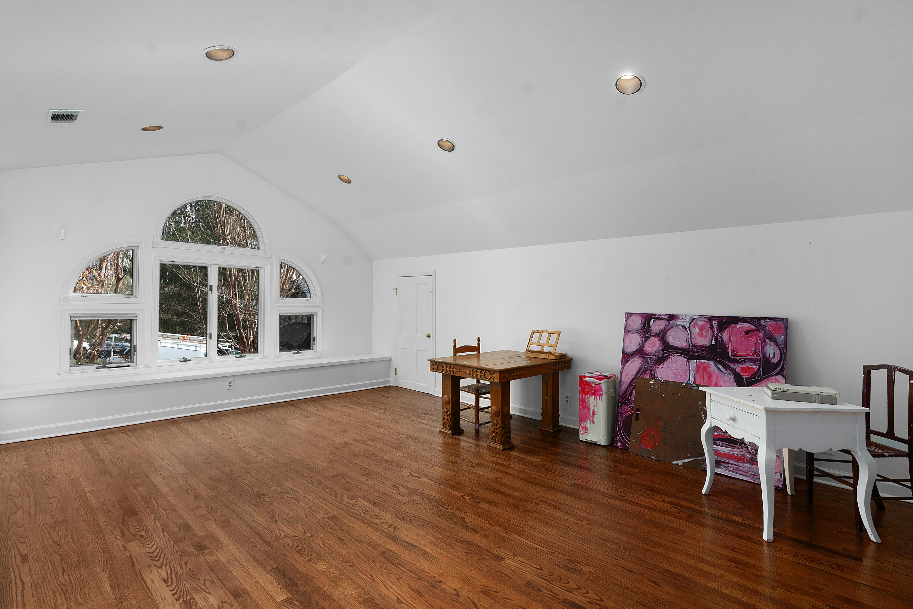 1015 Scenic Highway