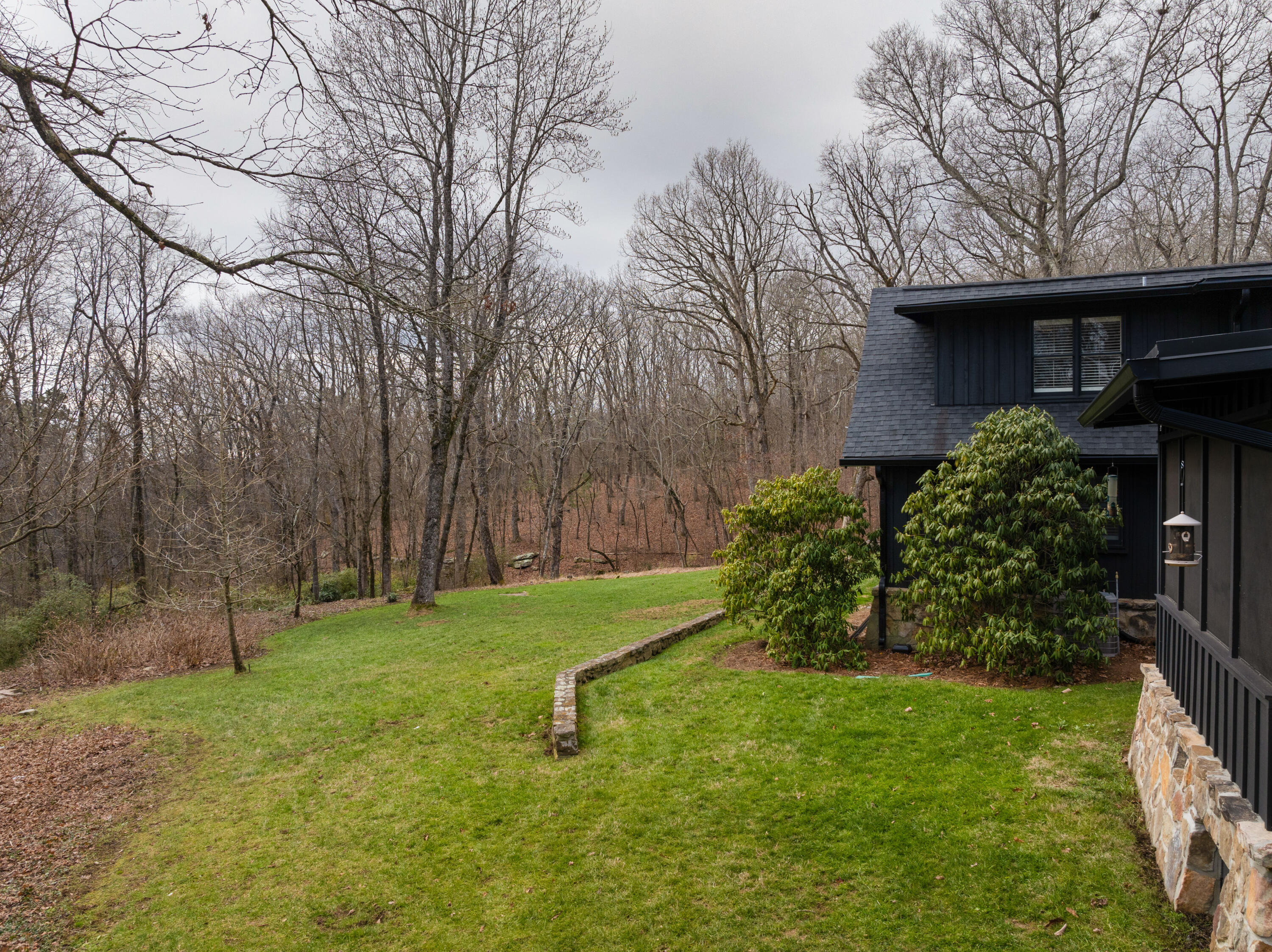 1015 Scenic Highway