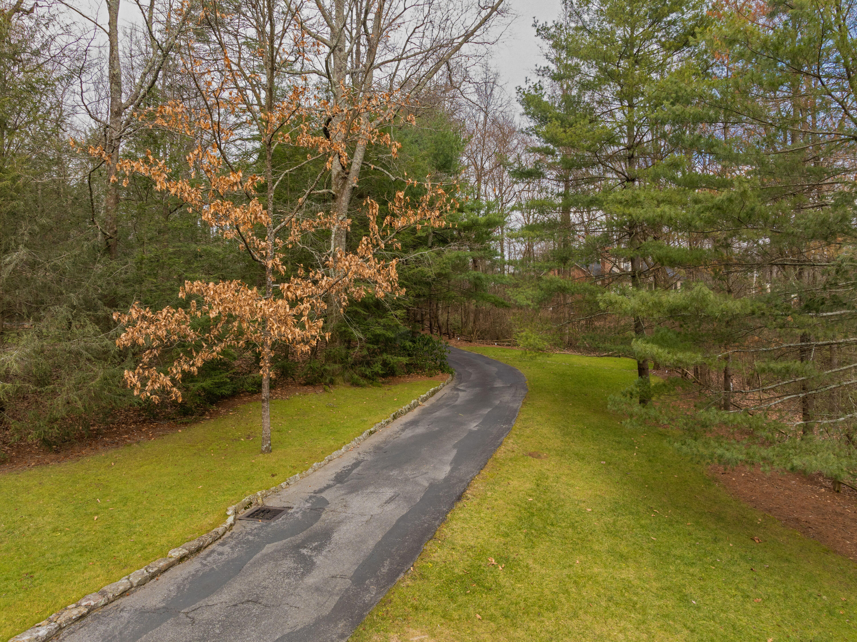1015 Scenic Highway