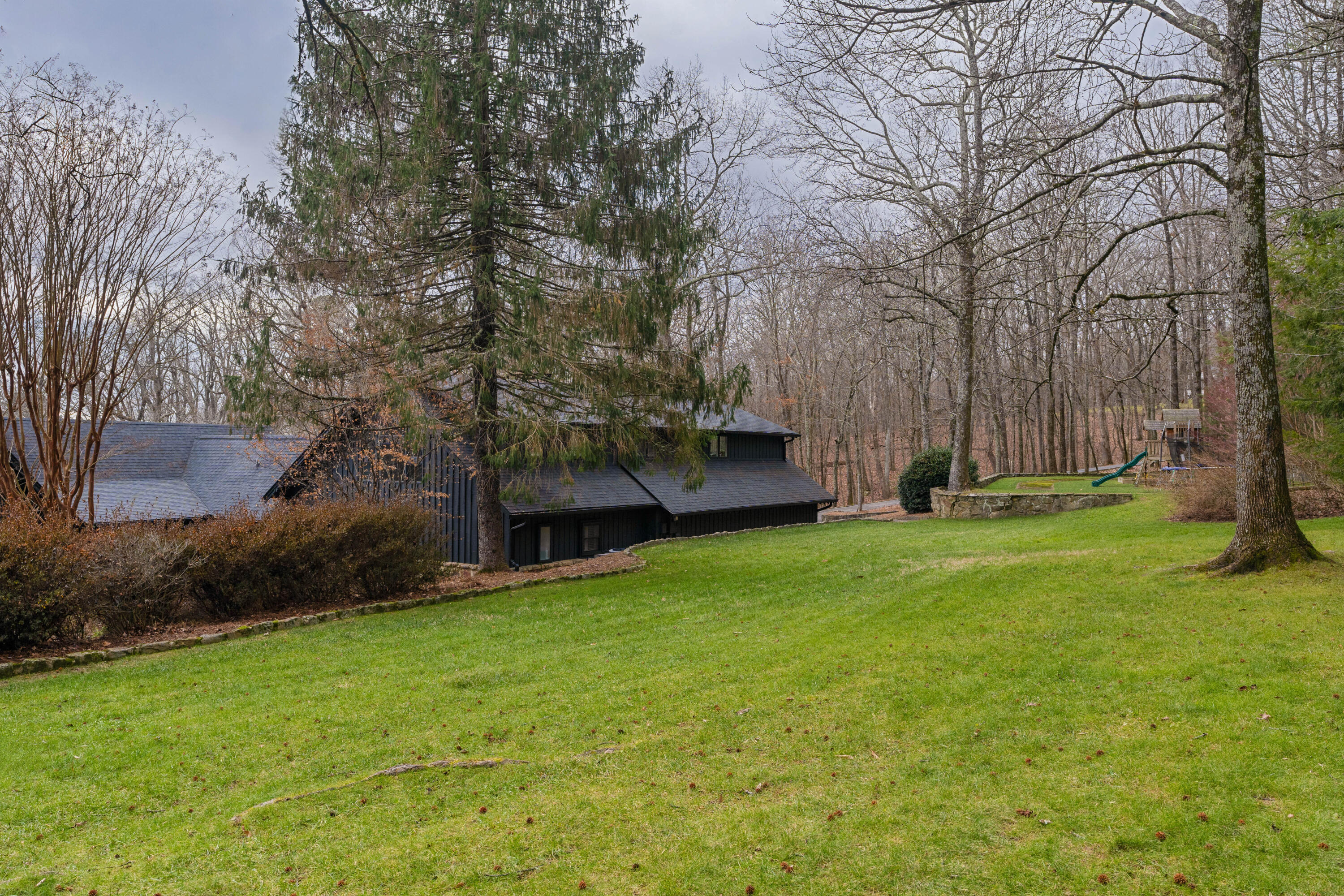 1015 Scenic Highway