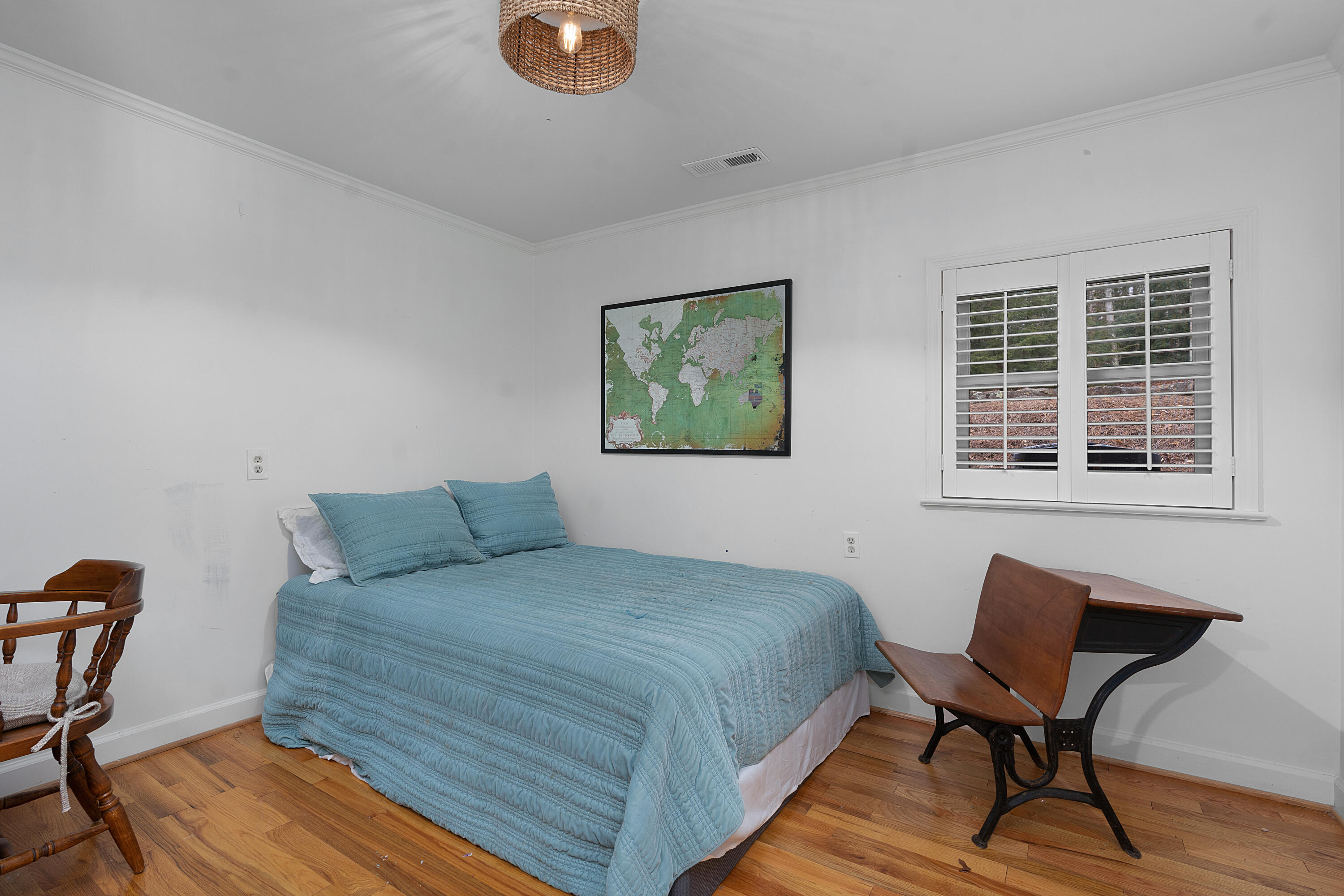 1015 Scenic Highway