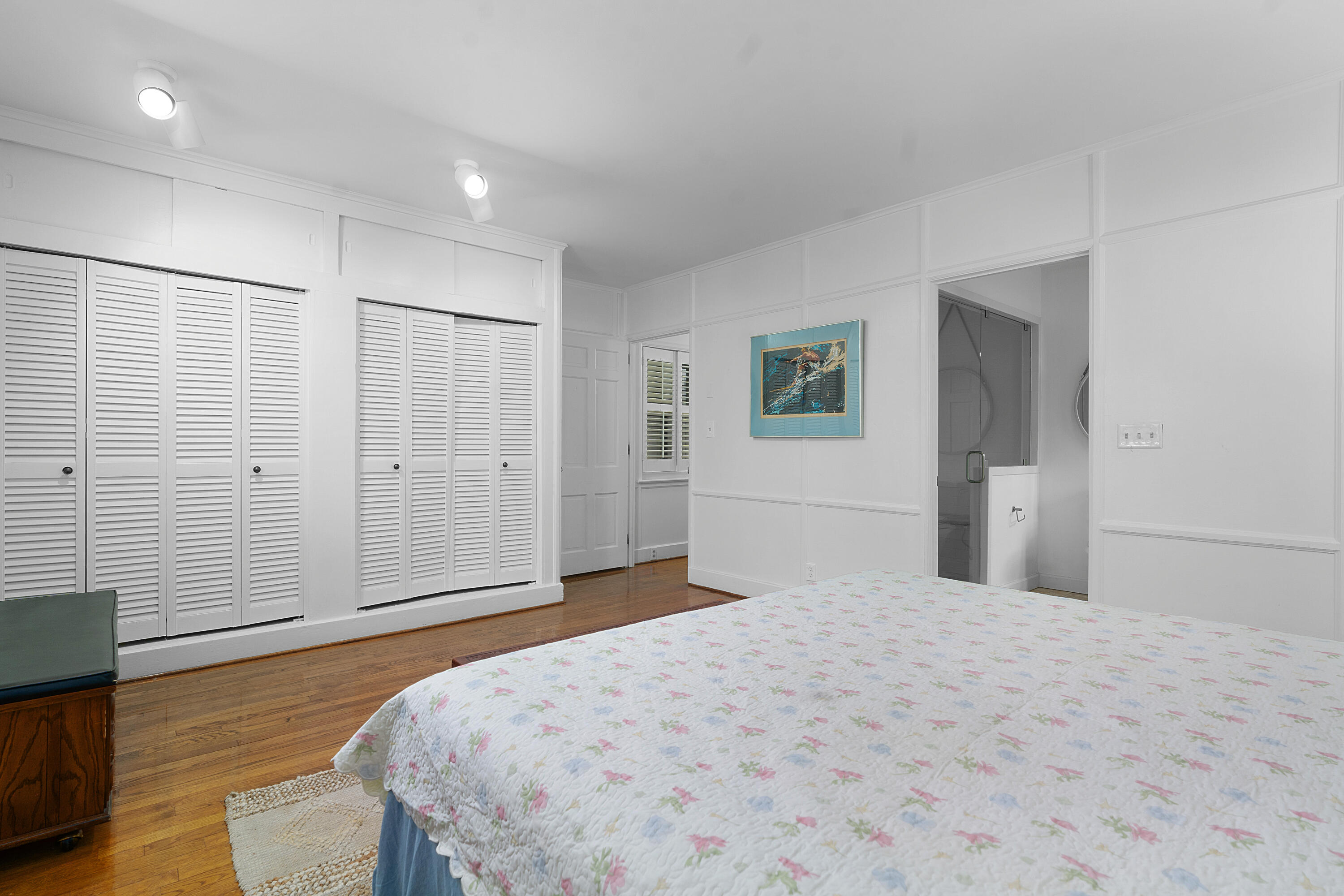 1015 Scenic Highway