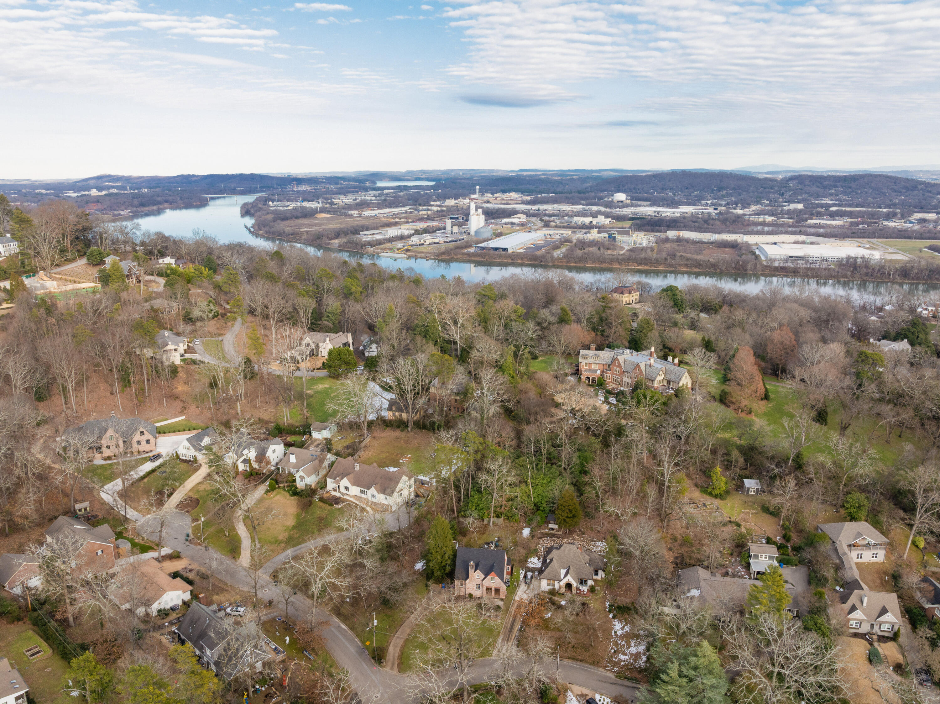 1616 Shady Circle