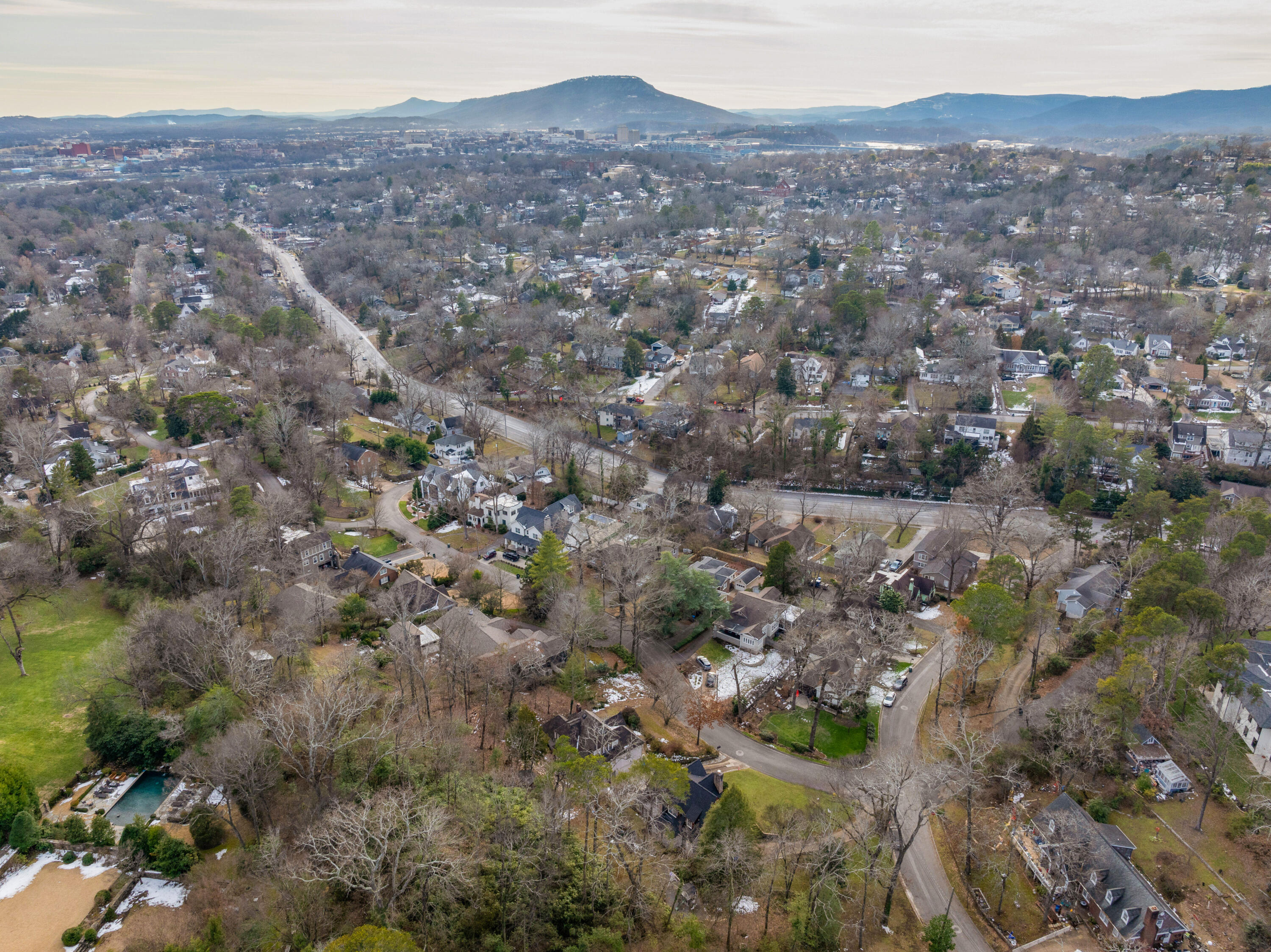 1616 Shady Circle