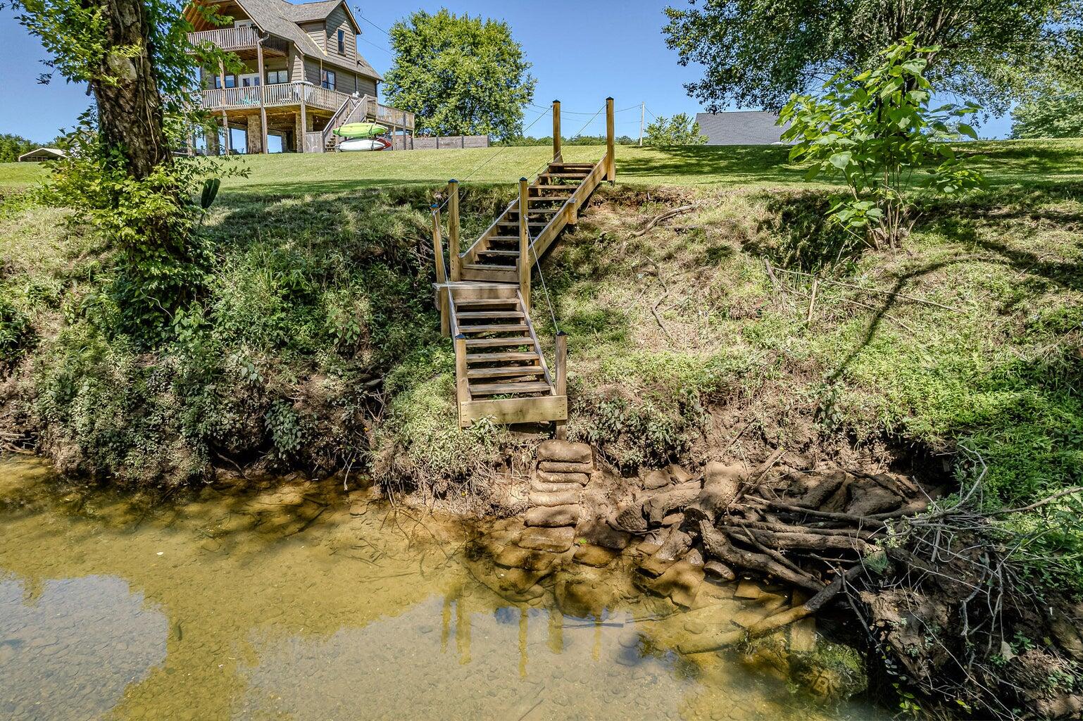 286 Circle R Drive