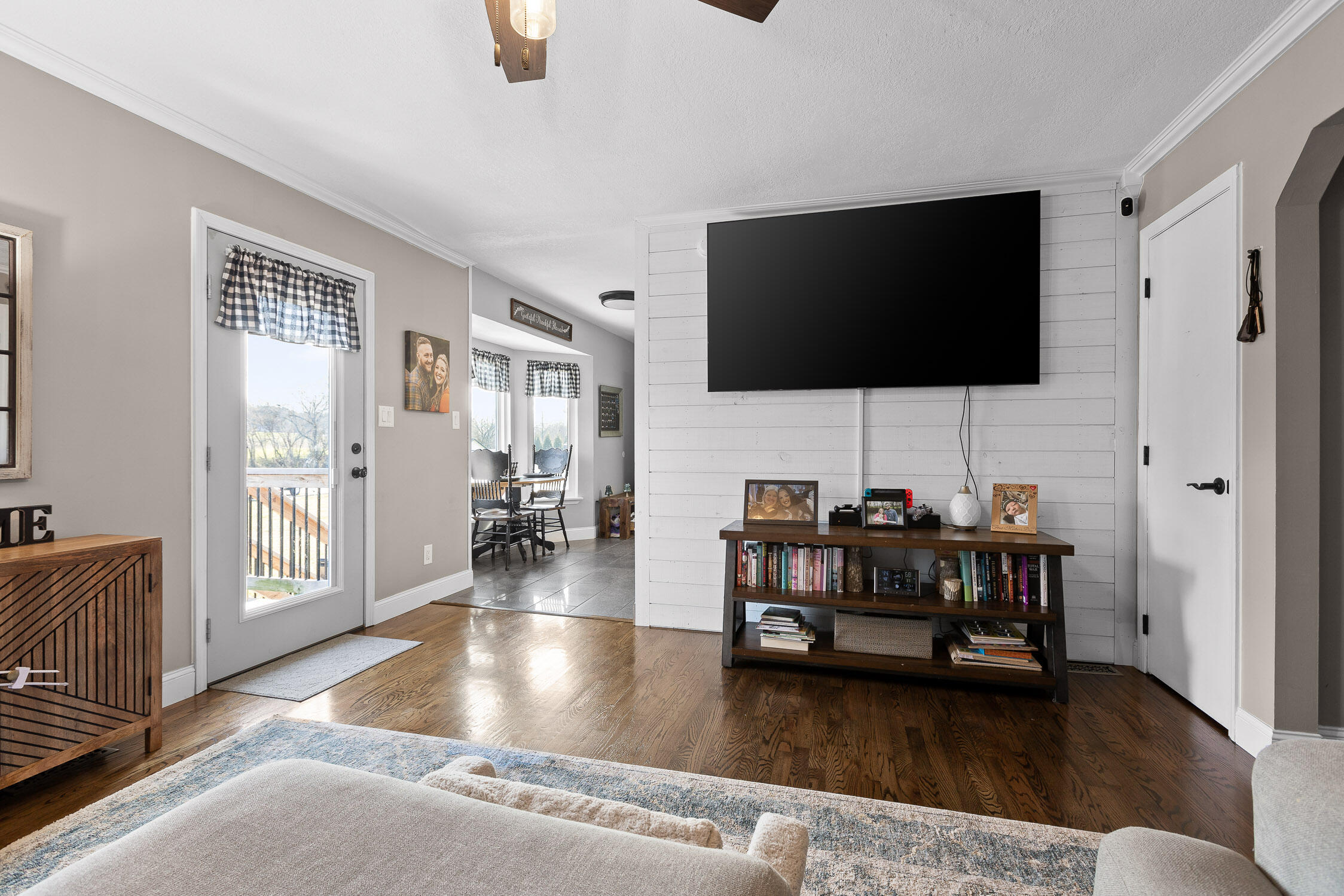 286 Circle R Drive