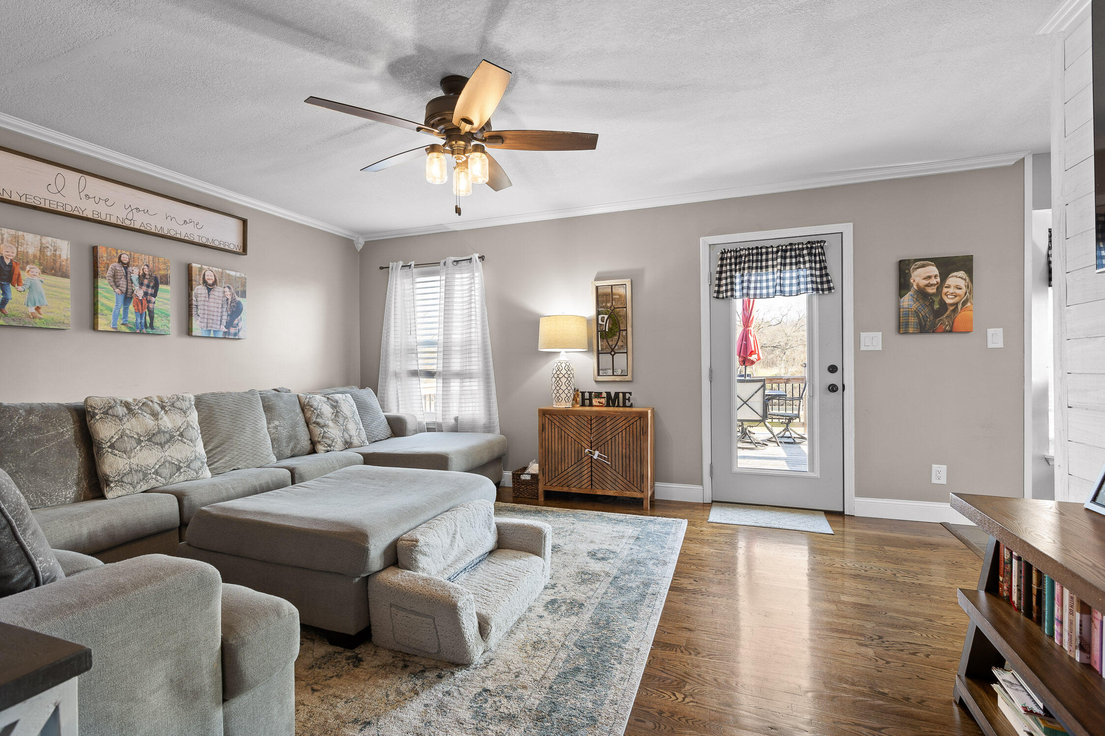 286 Circle R Drive