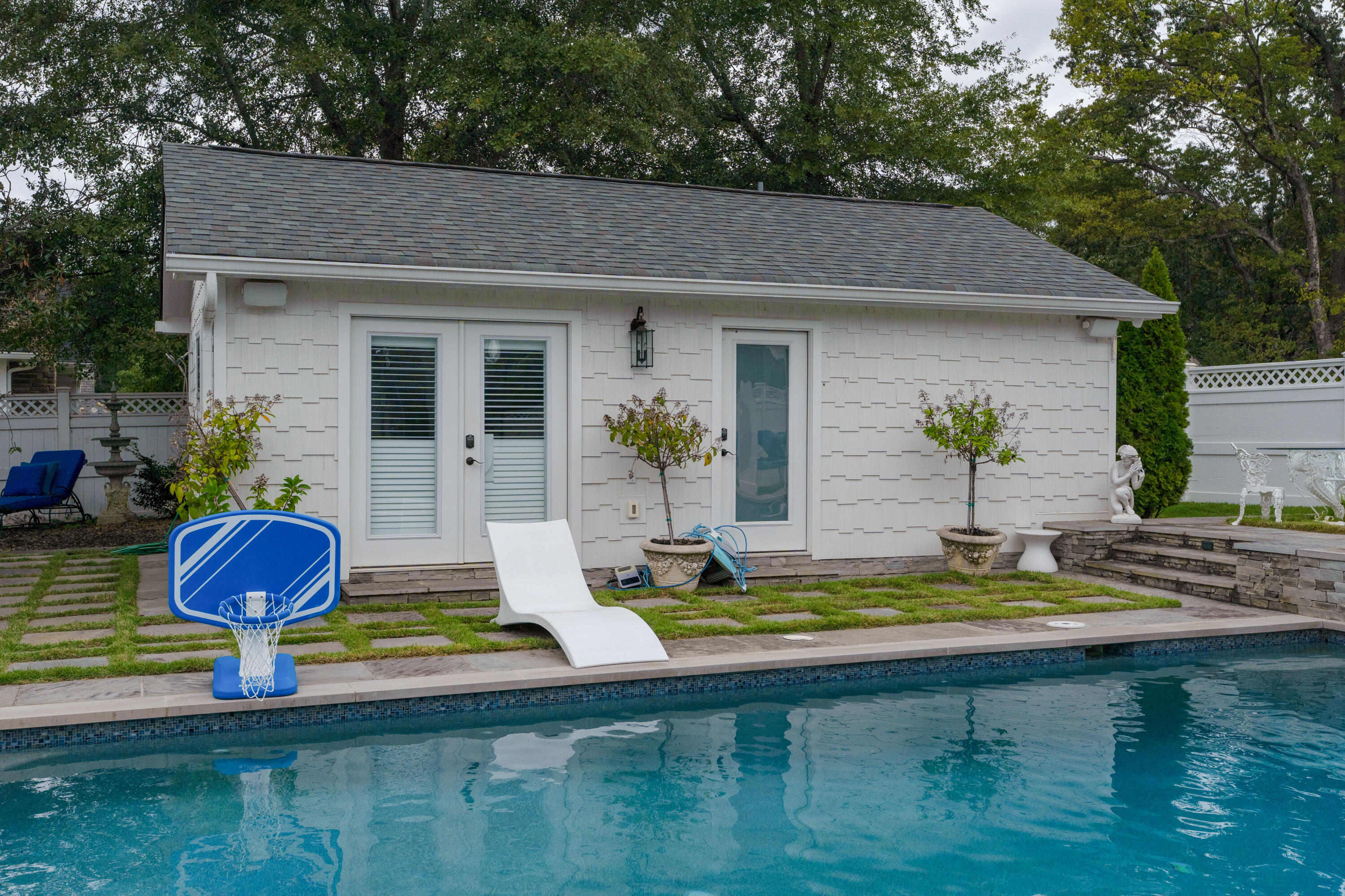 1705 Carroll Lane
