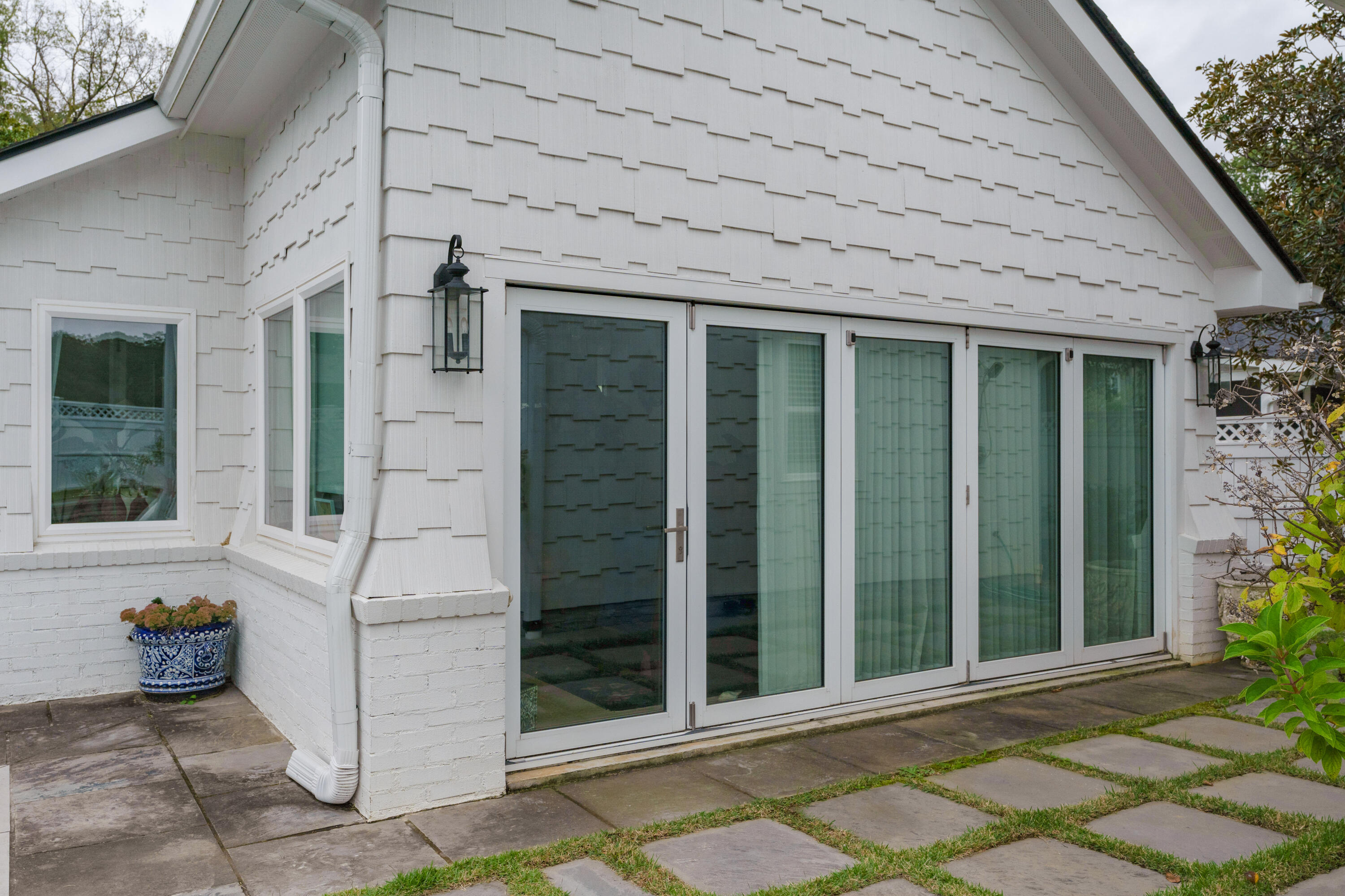 1705 Carroll Lane
