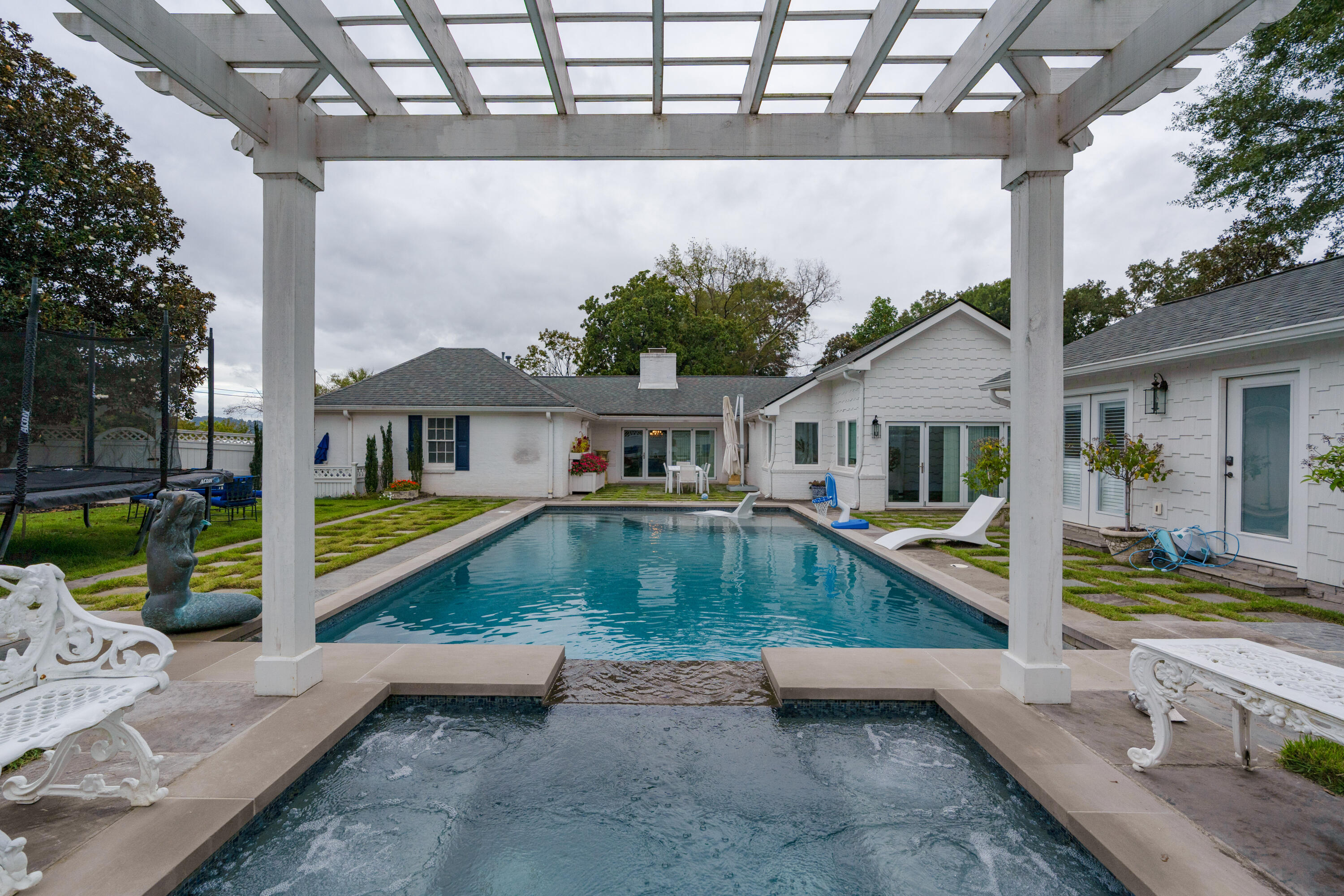 1705 Carroll Lane