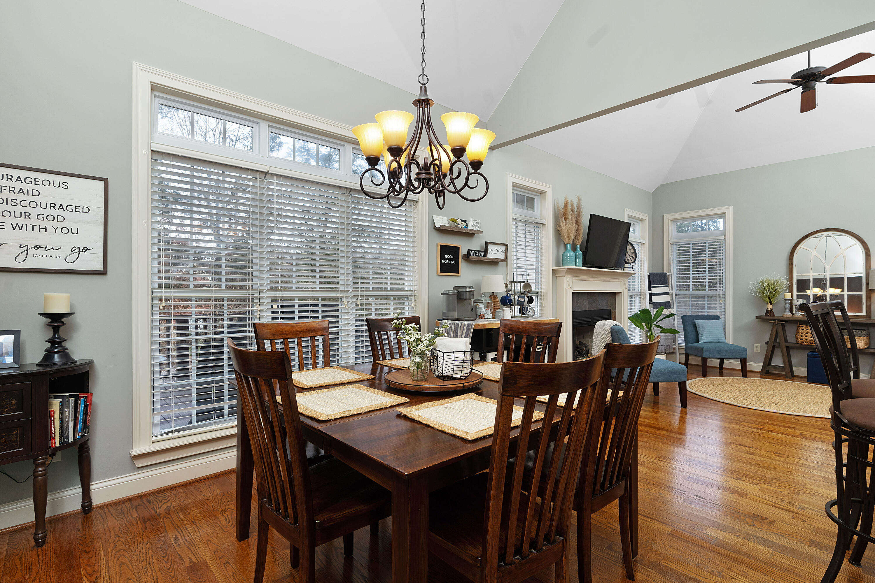9652 Pecan Springs Circle