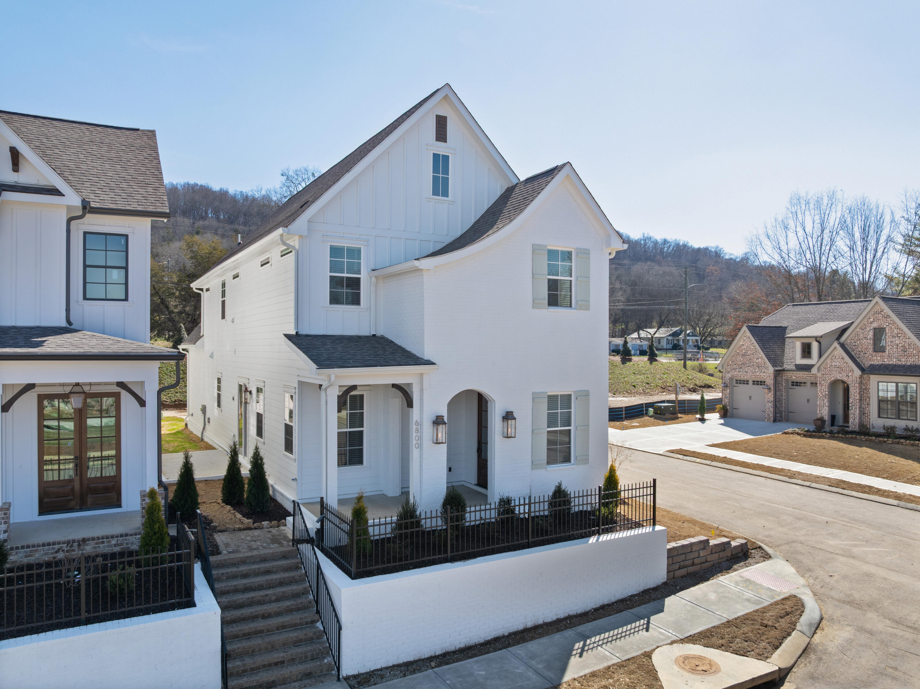 6800 Barnhouse Court
