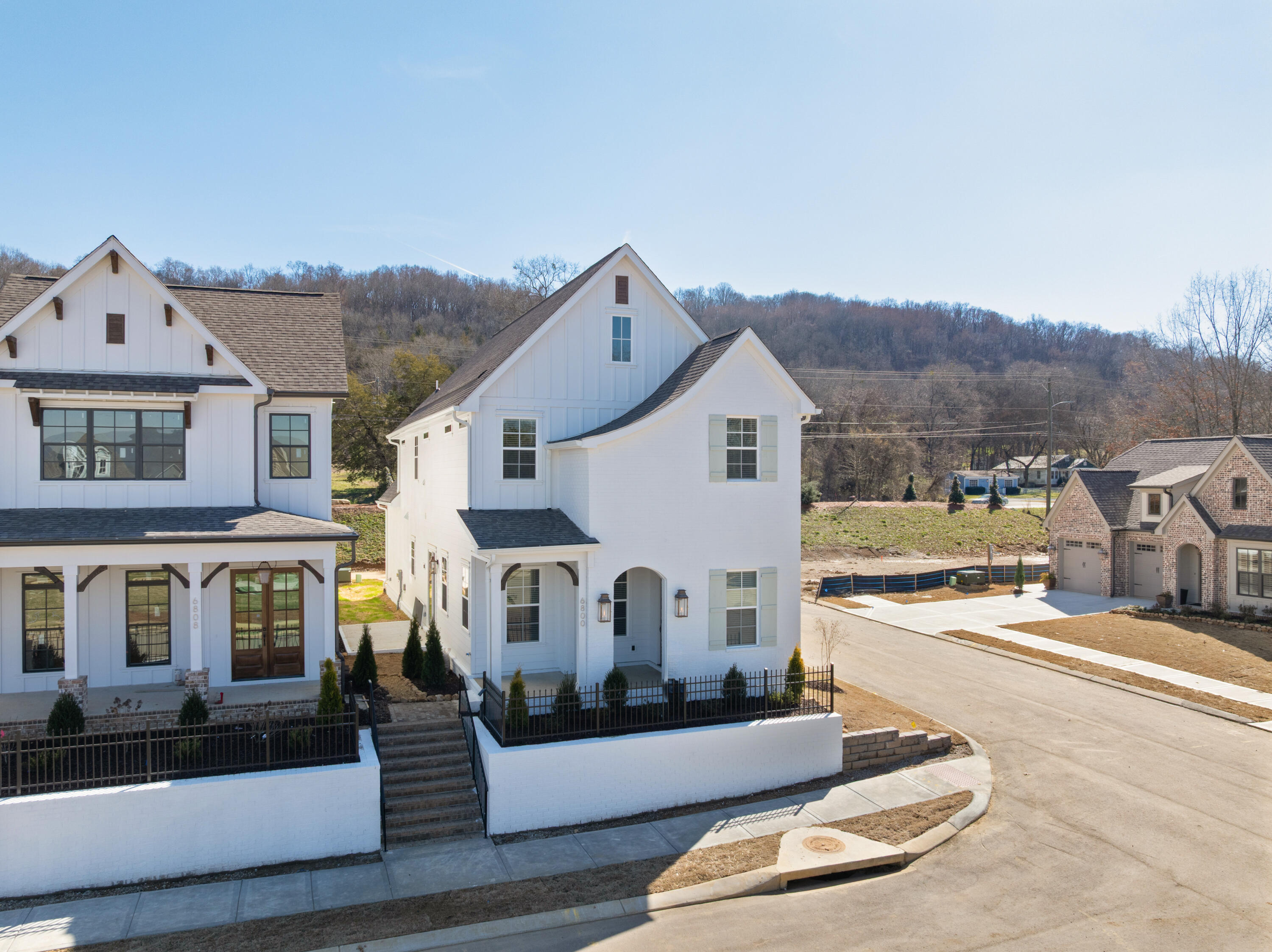 6800 Barnhouse Court
