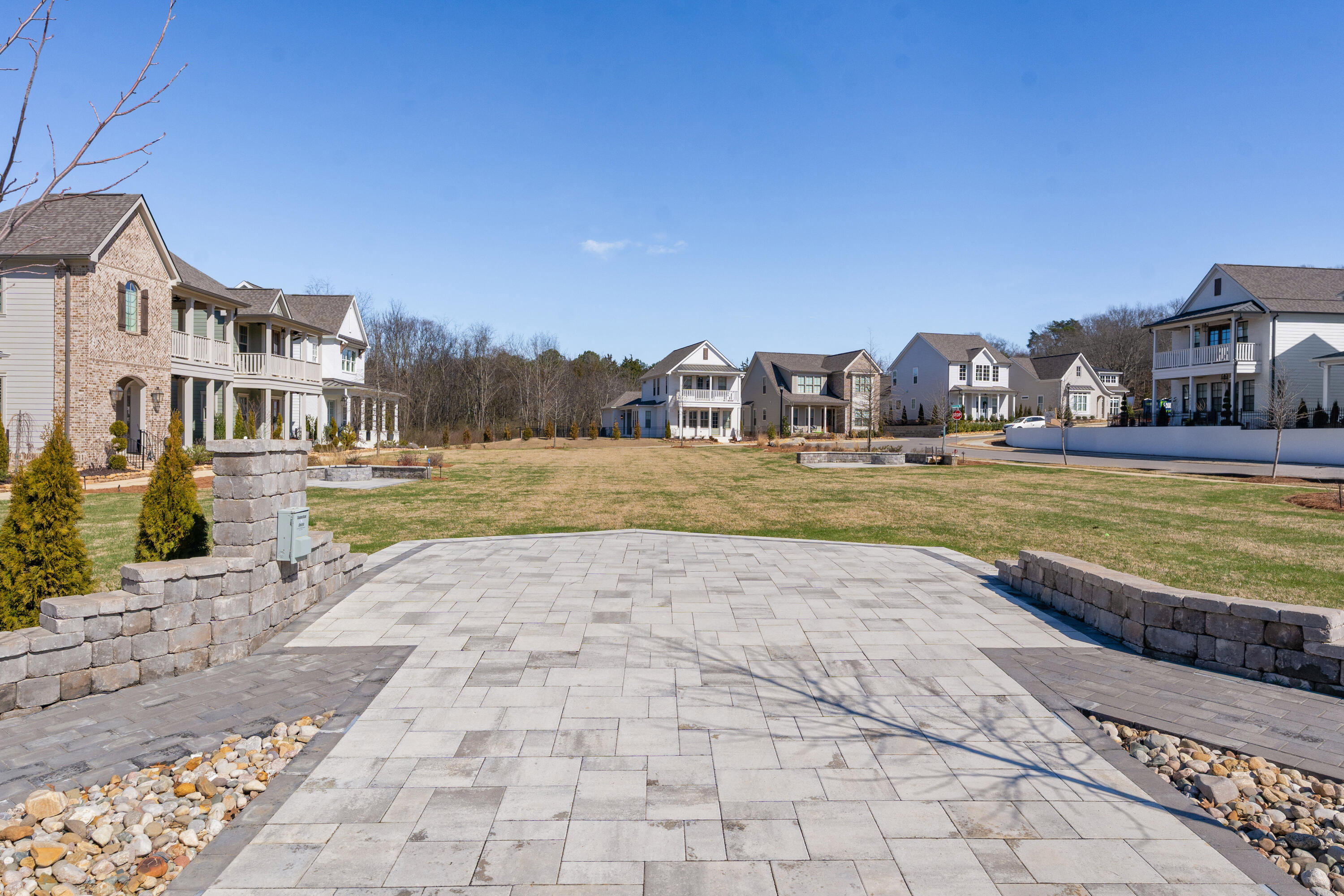 6800 Barnhouse Court