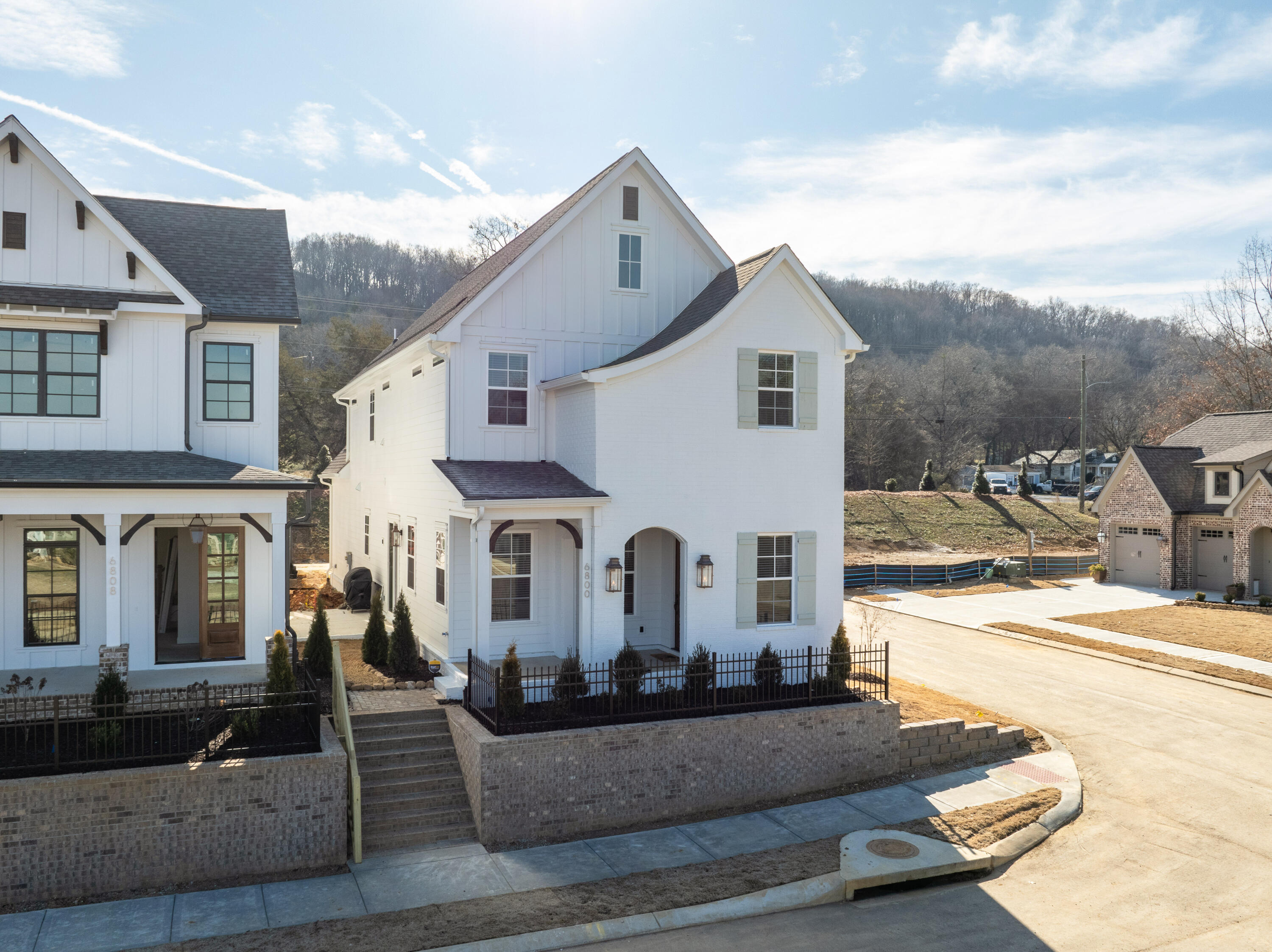 6800 Barnhouse Court