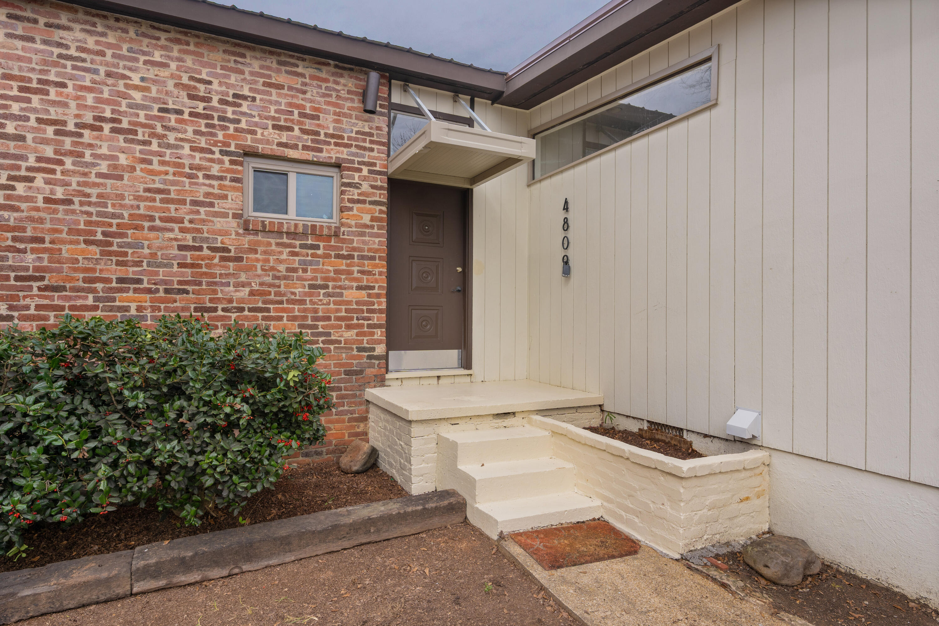 4809 Briarwood Drive