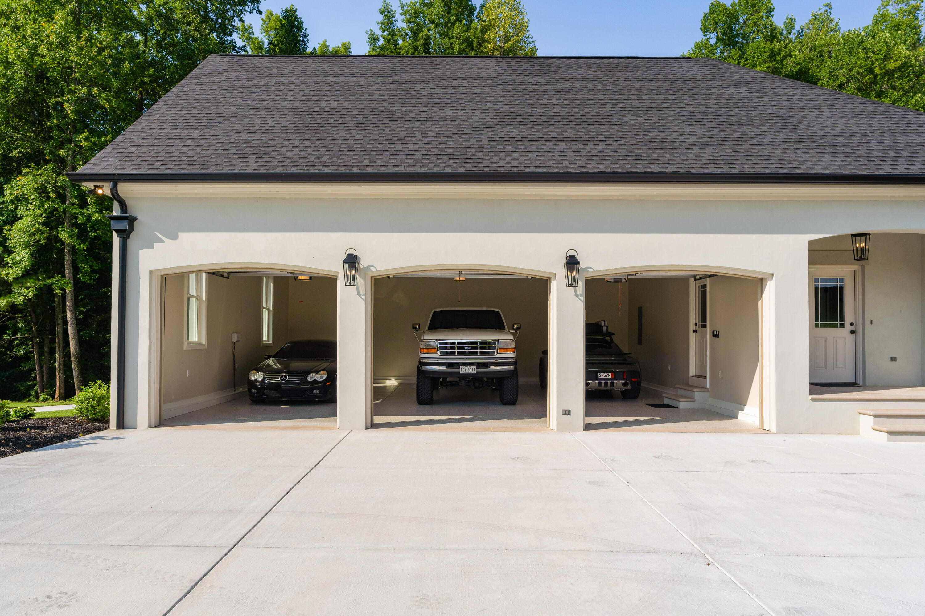 4605 Mcdonald Road