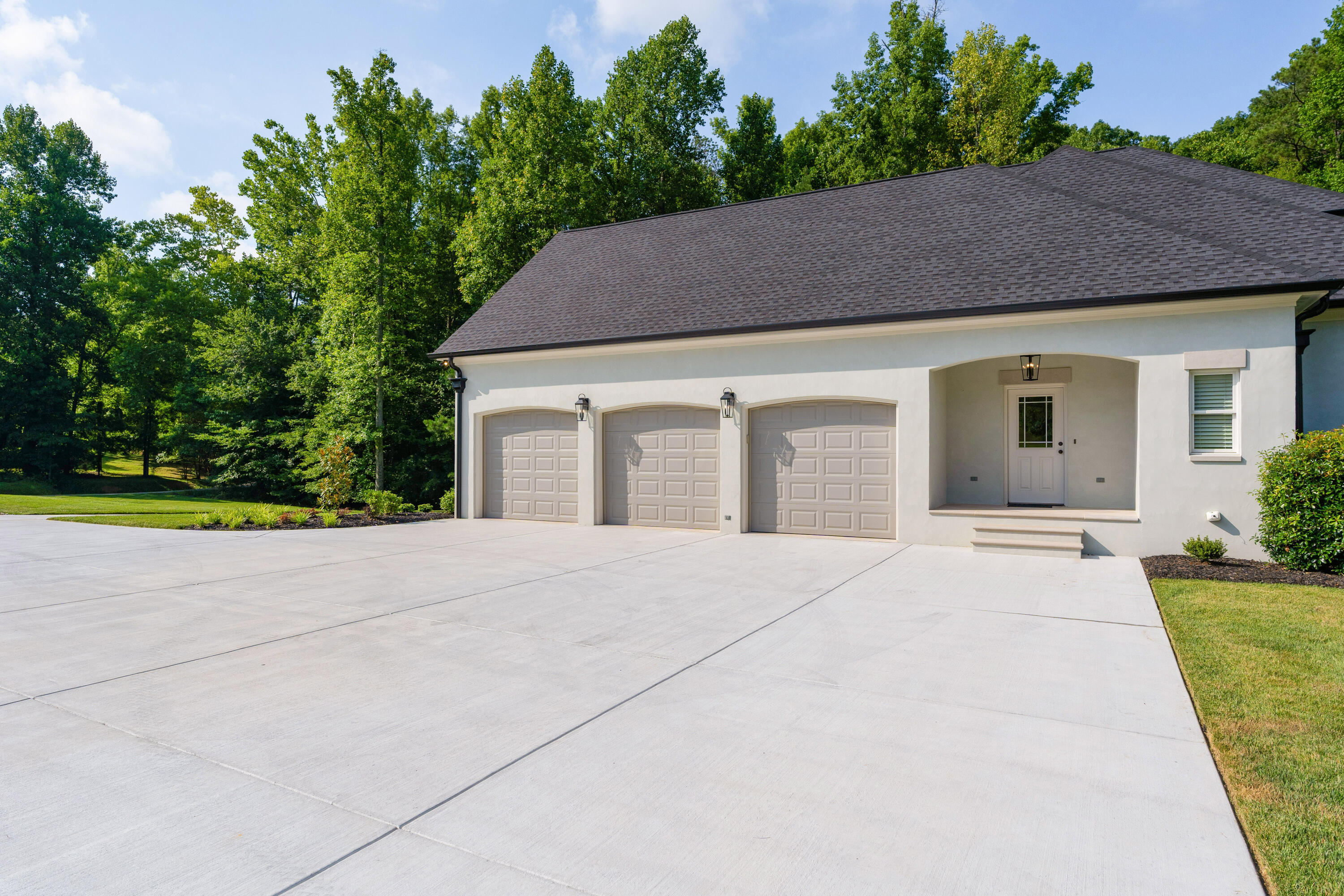 4605 Mcdonald Road