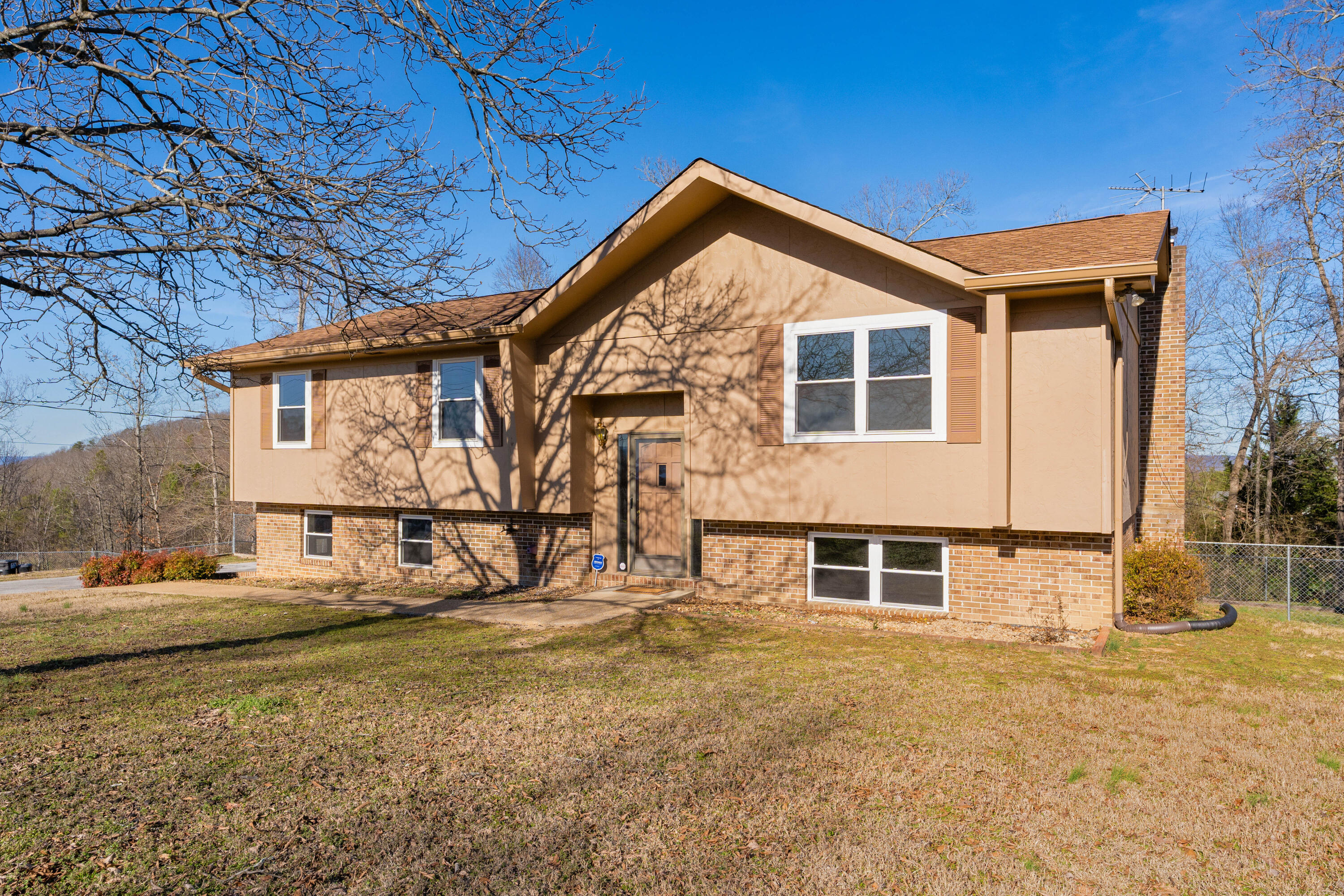 7005 Windcrest Lane