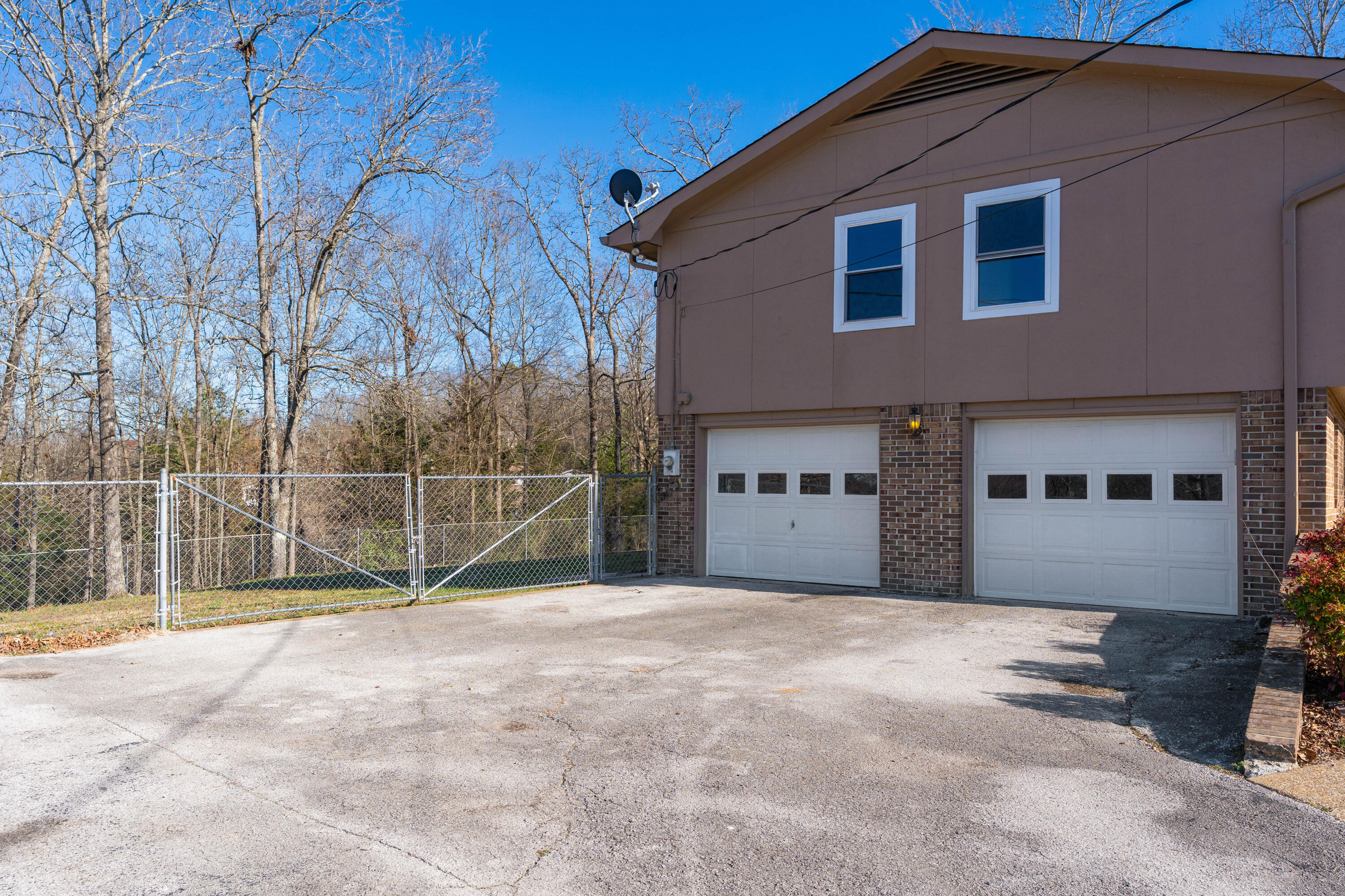 7005 Windcrest Lane