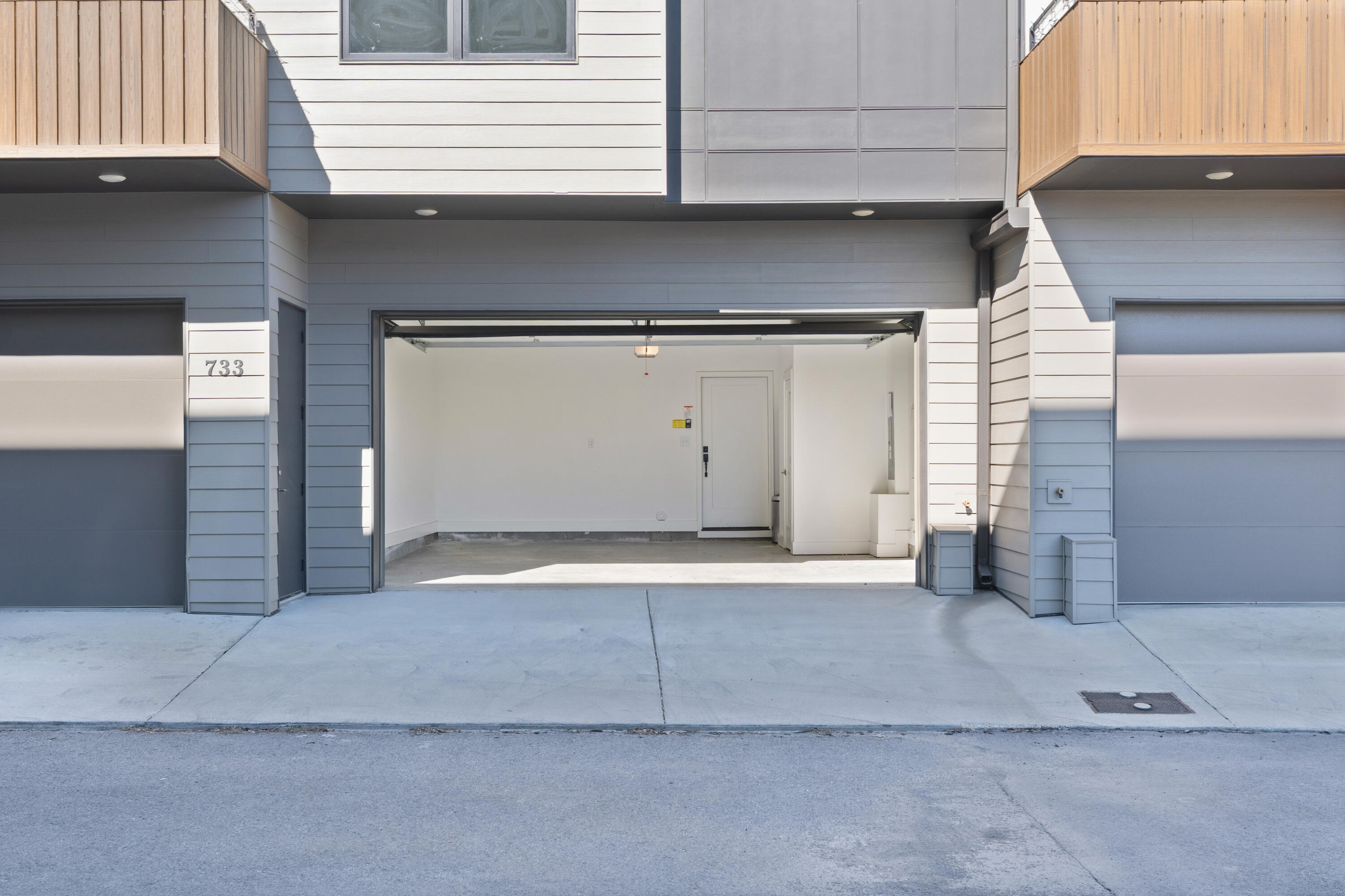 737 Burnside Place