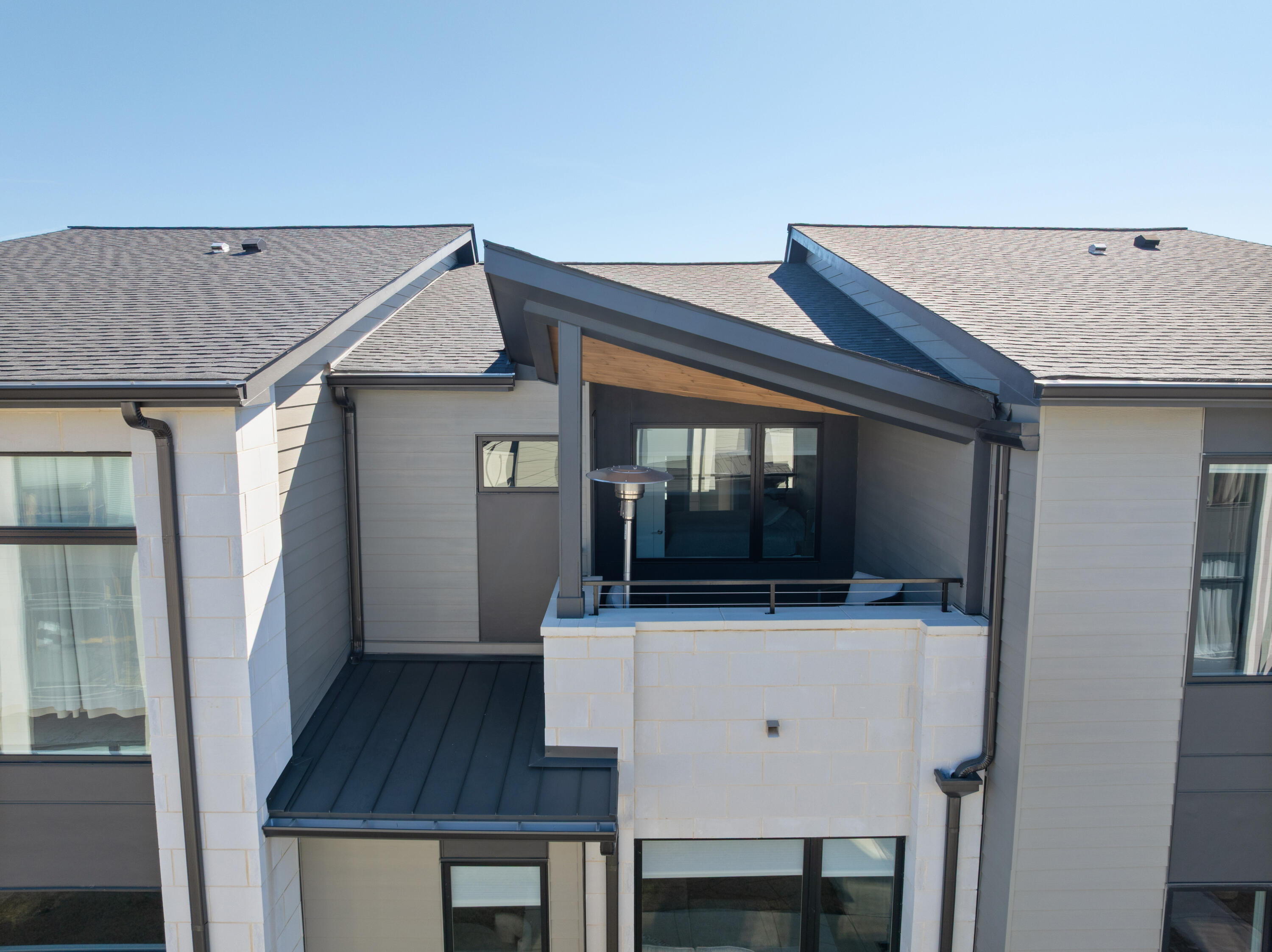 737 Burnside Place