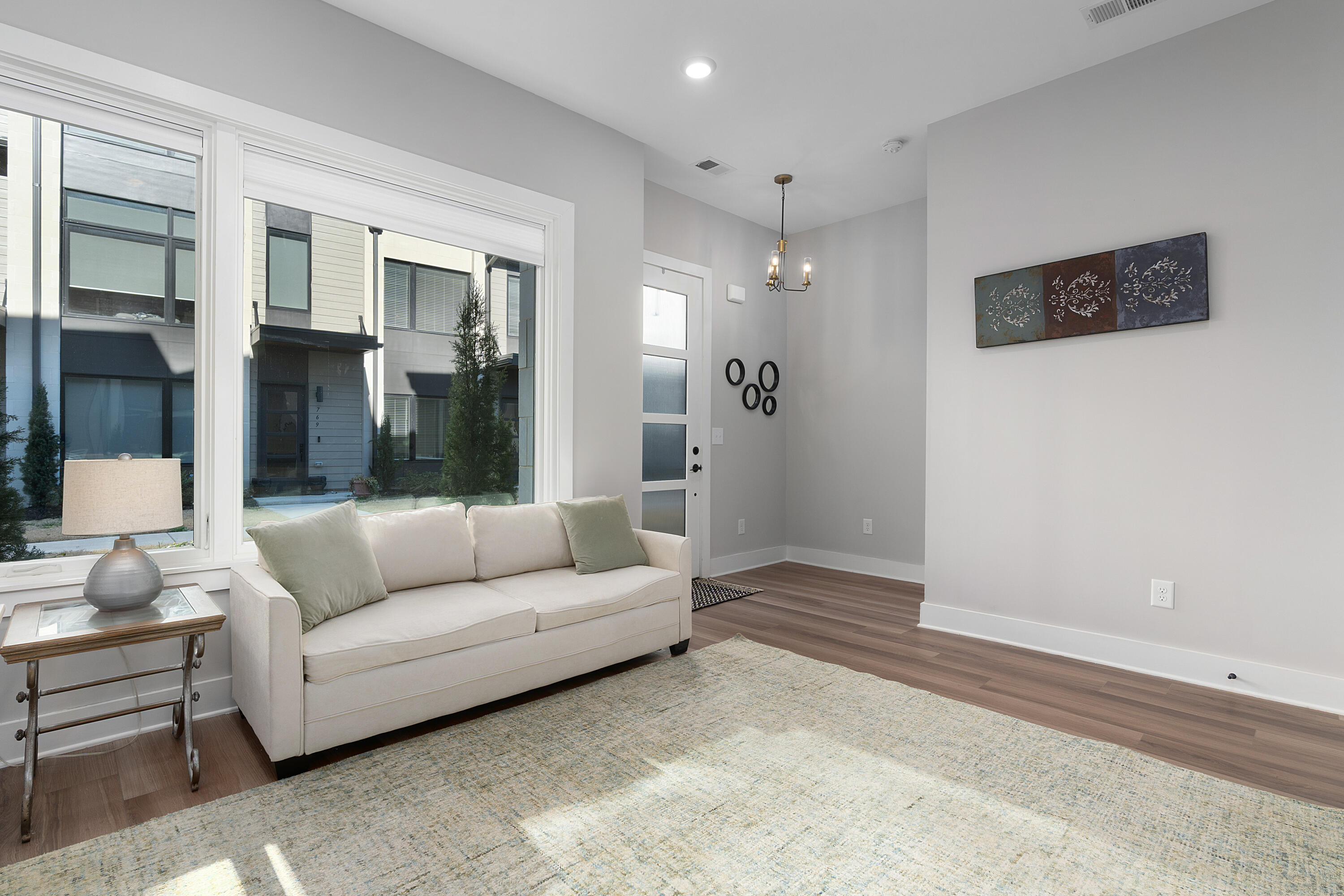 737 Burnside Place