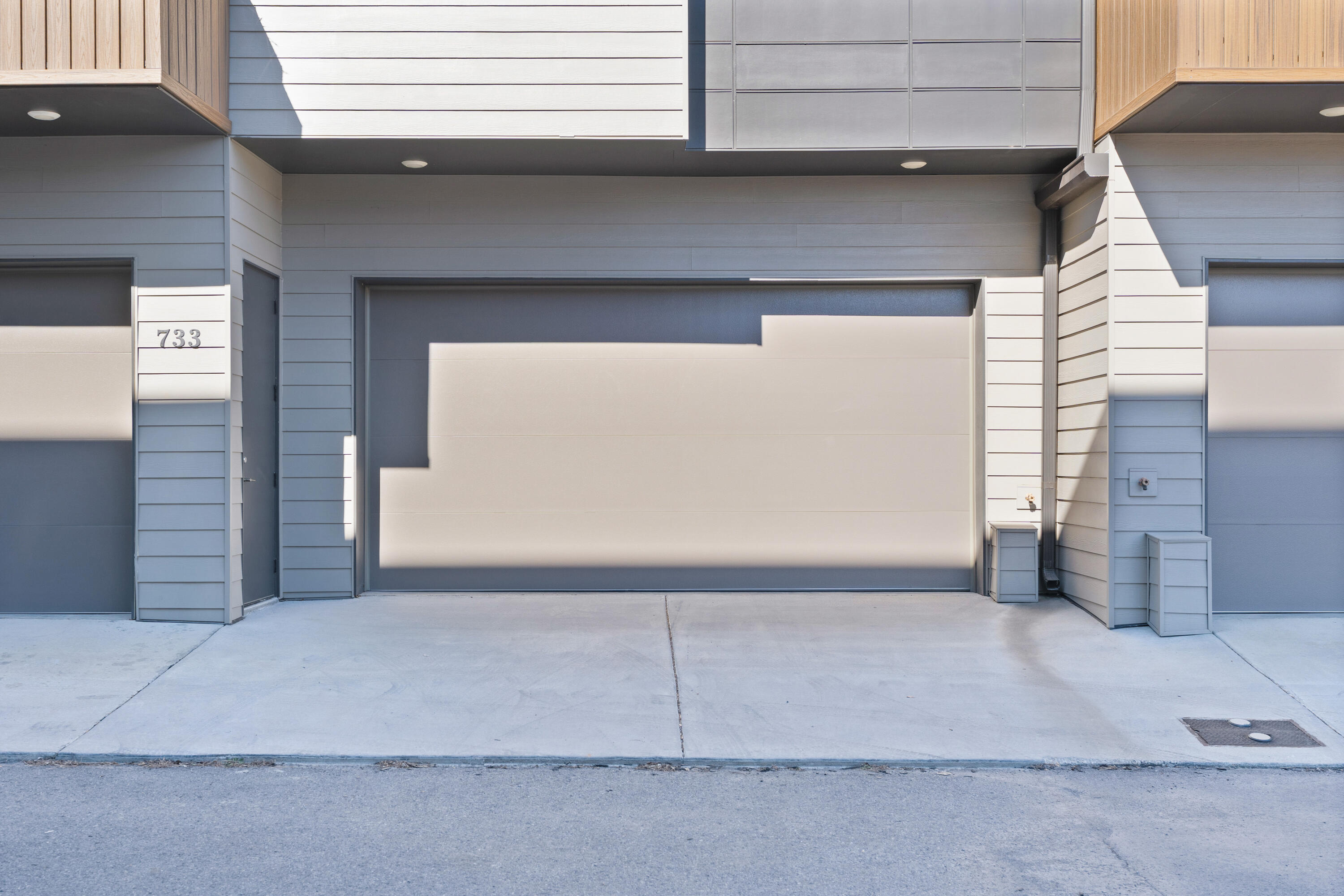 737 Burnside Place