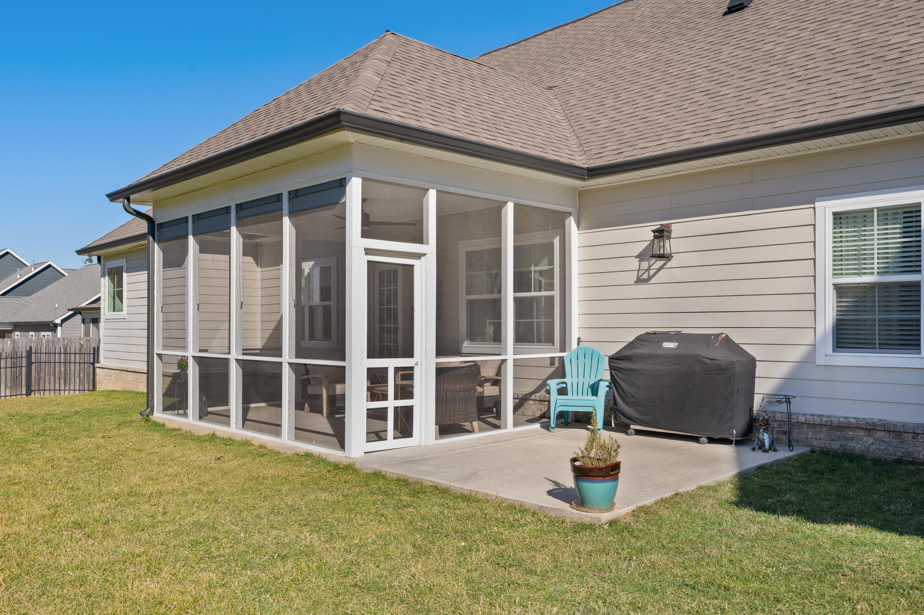 523 Deer Valley Drive