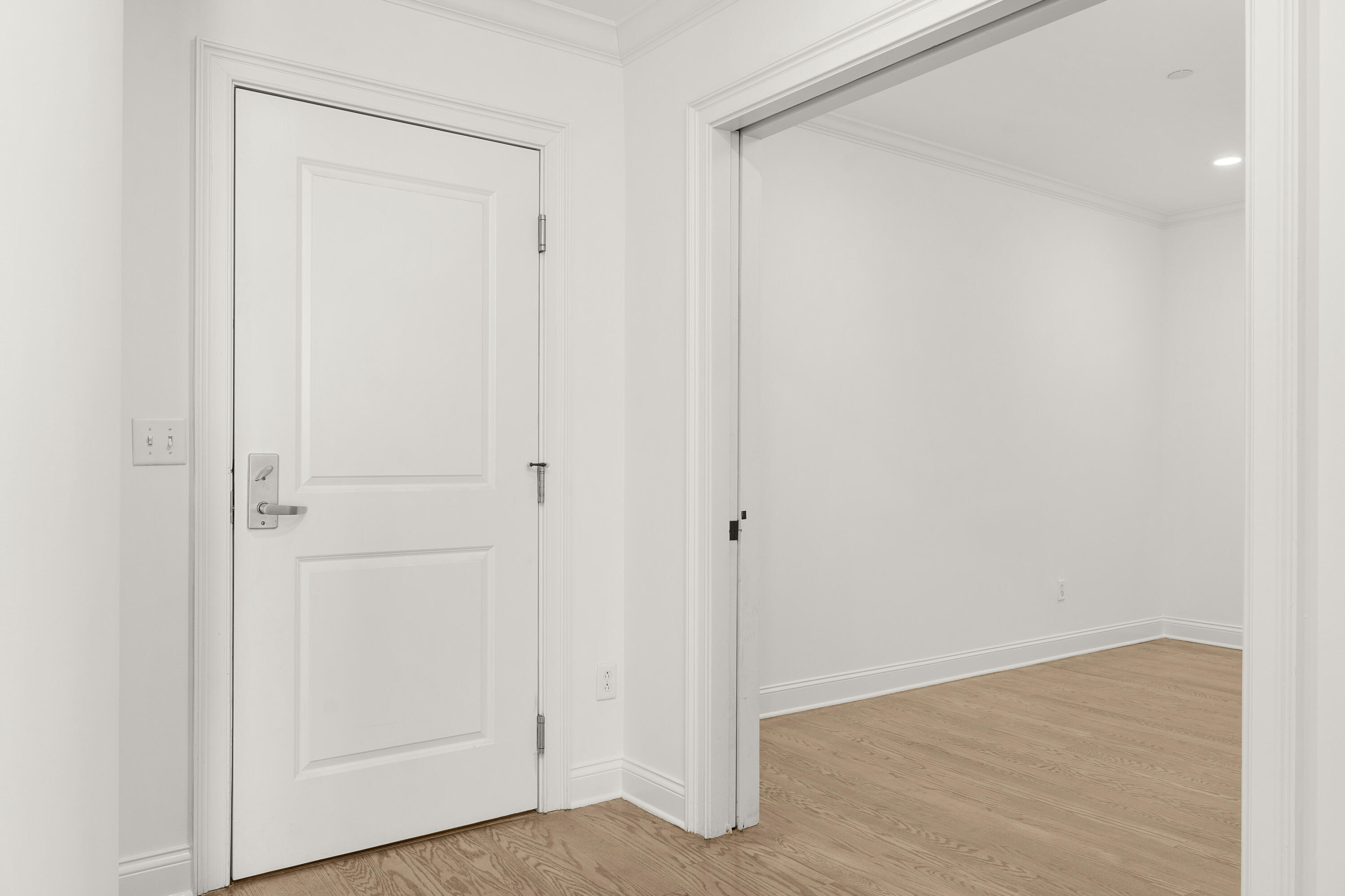 99 Walnut Street, 402