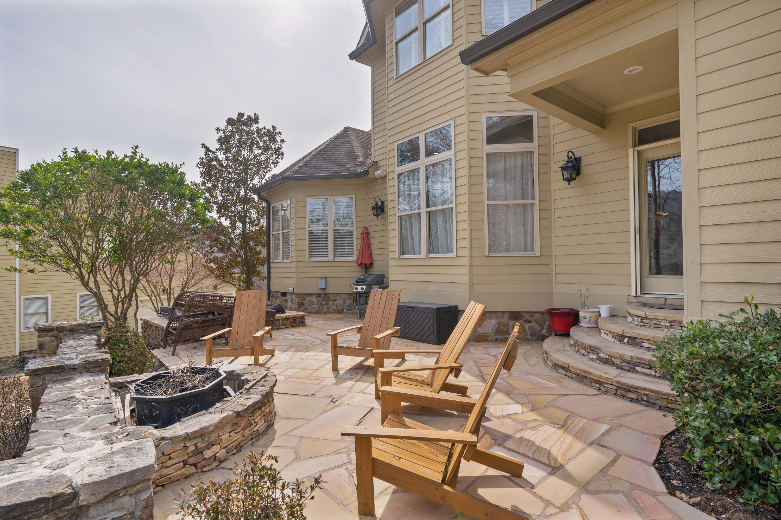 4074 Obar Drive
