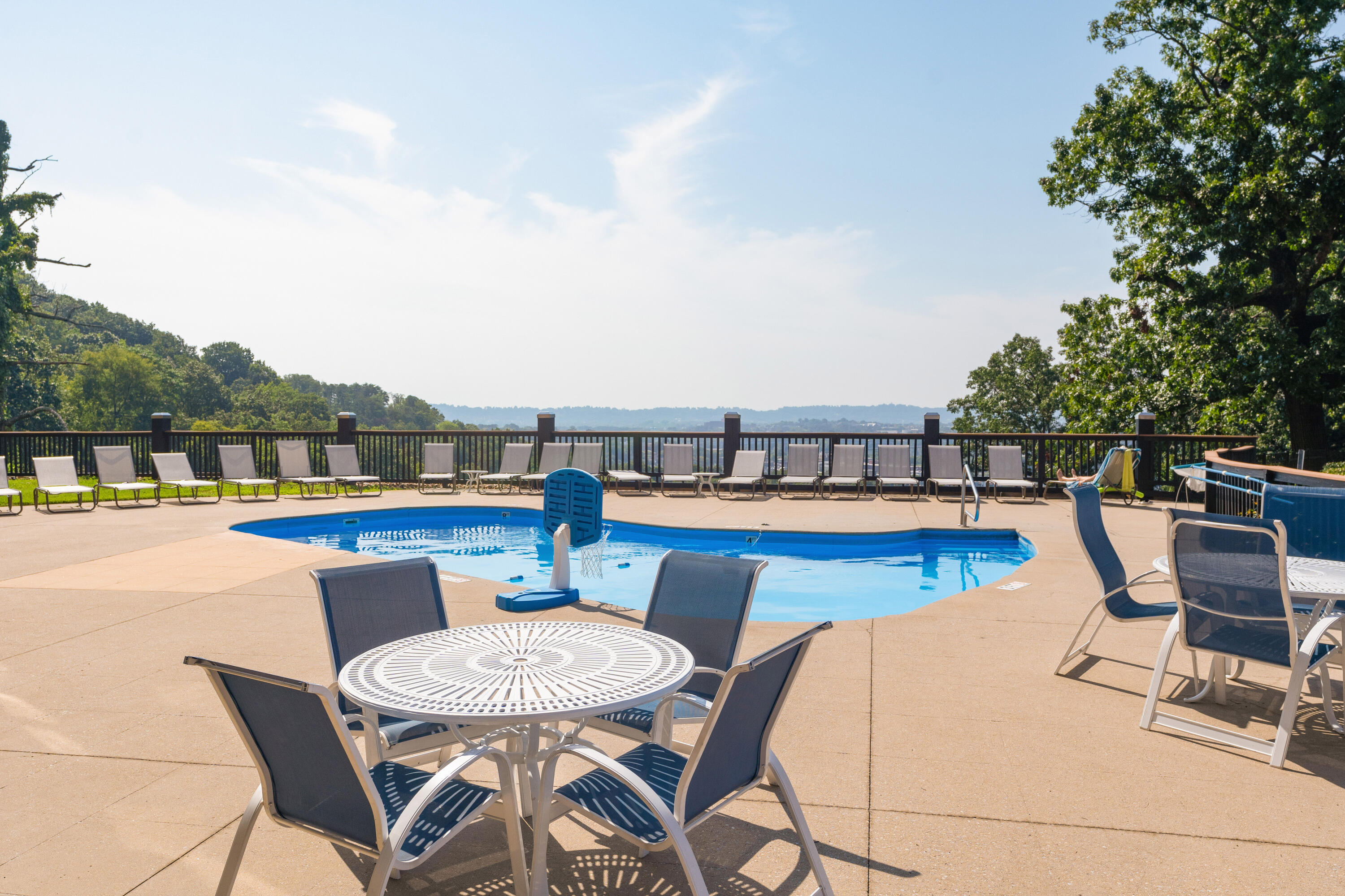 1131 Stringers Ridge Road, 7j