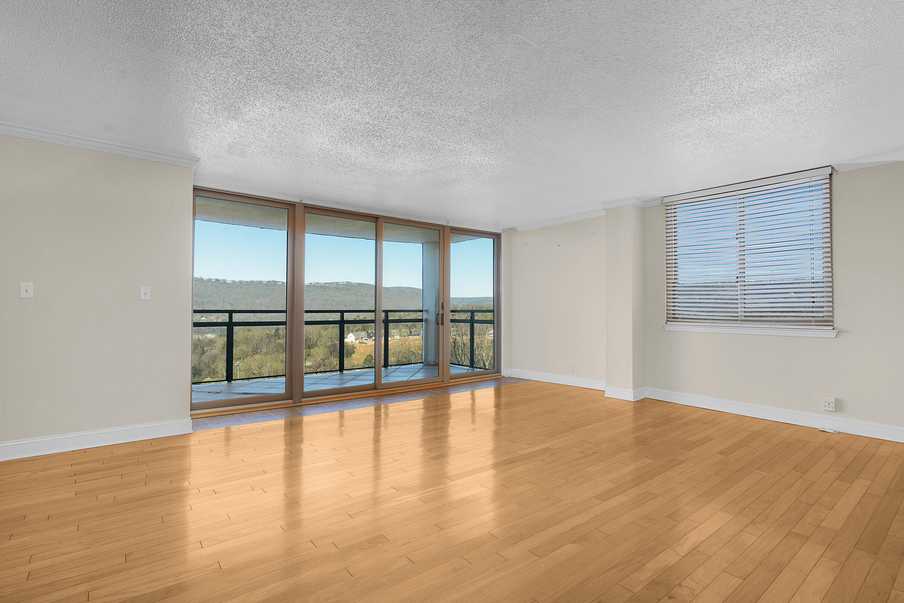 1131 Stringers Ridge Road, 7j