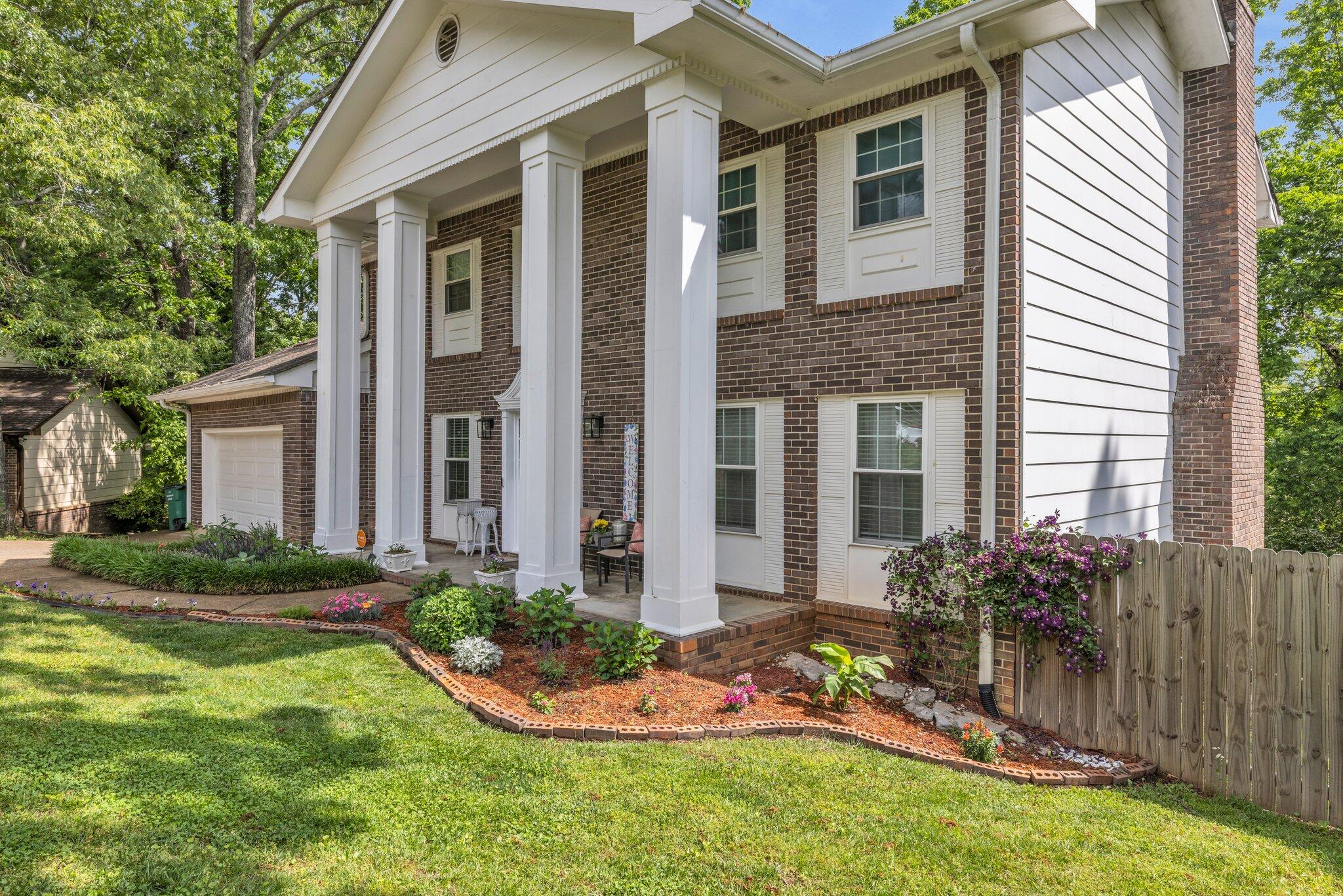 1204 Wood Pines Lane