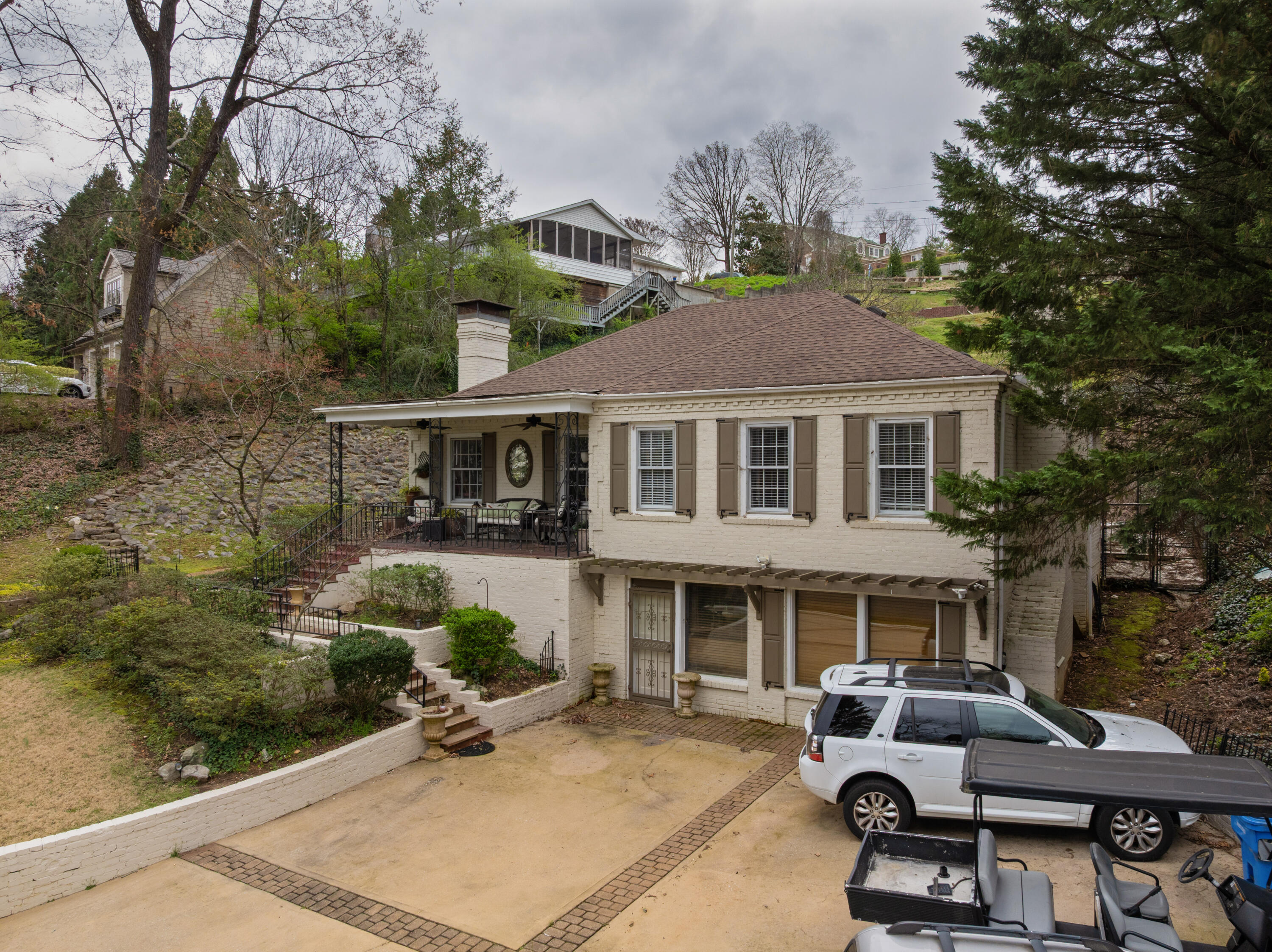 1608 Riverview Road