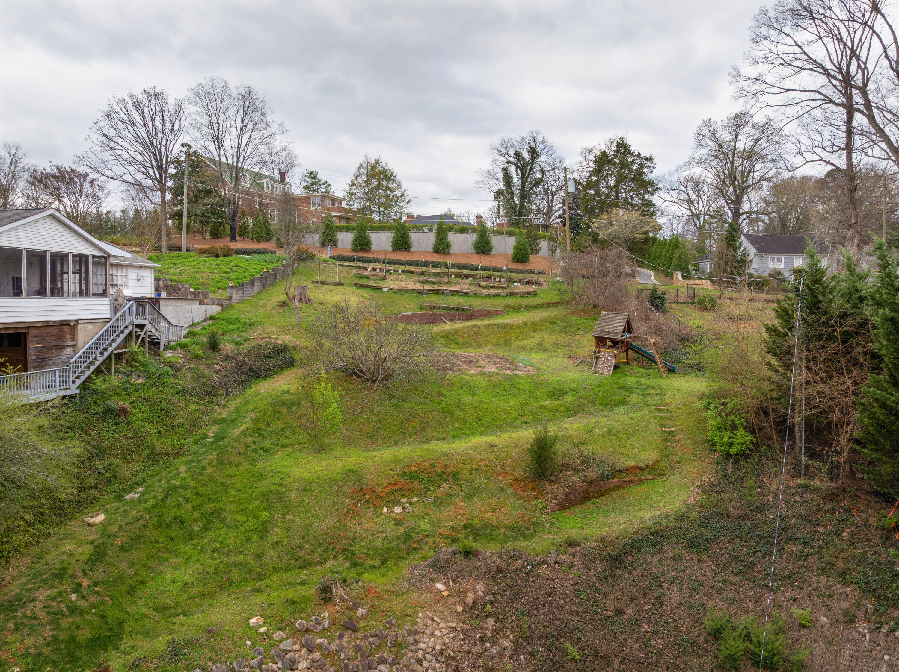 1608 Riverview Road