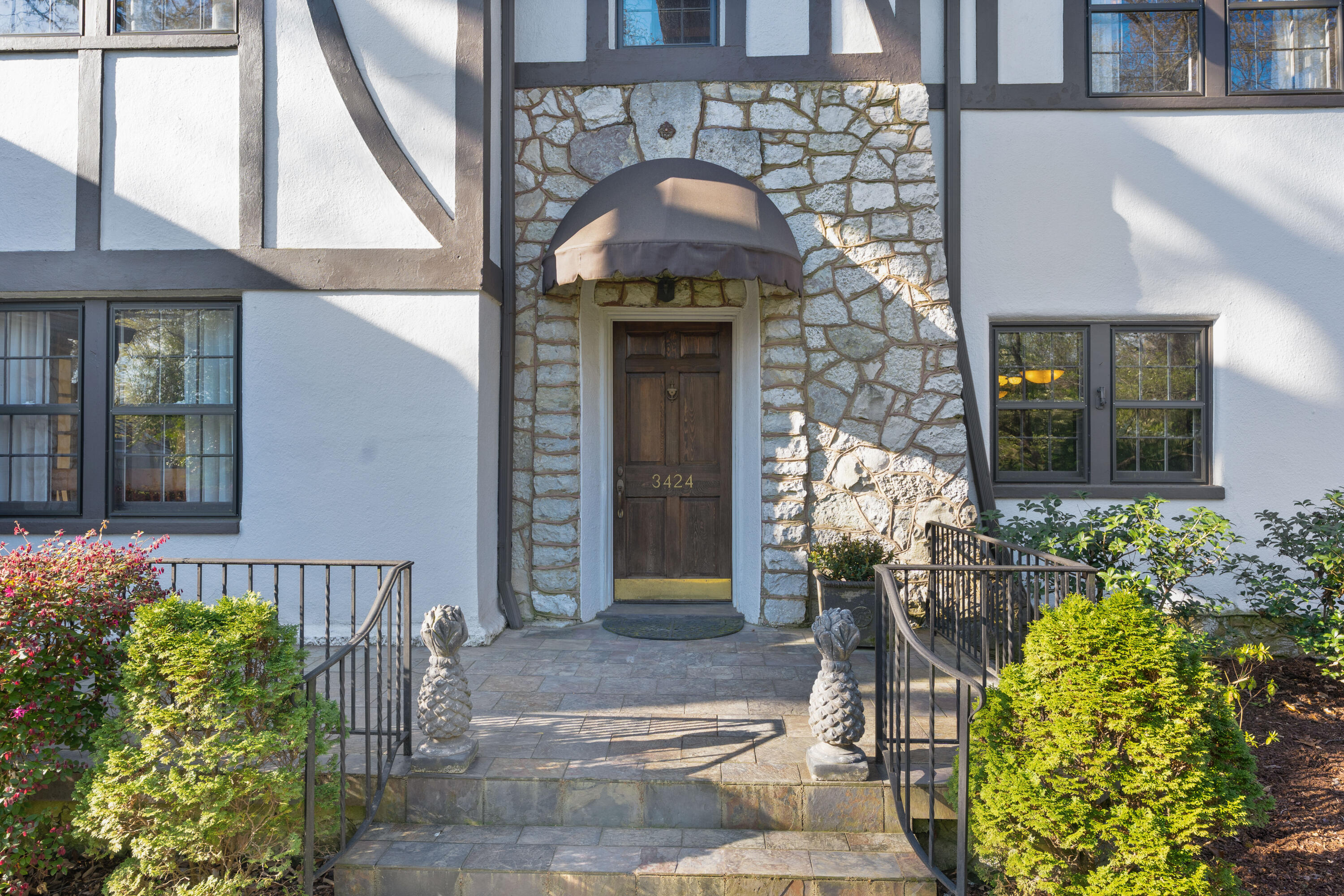 3424 Glendon Drive